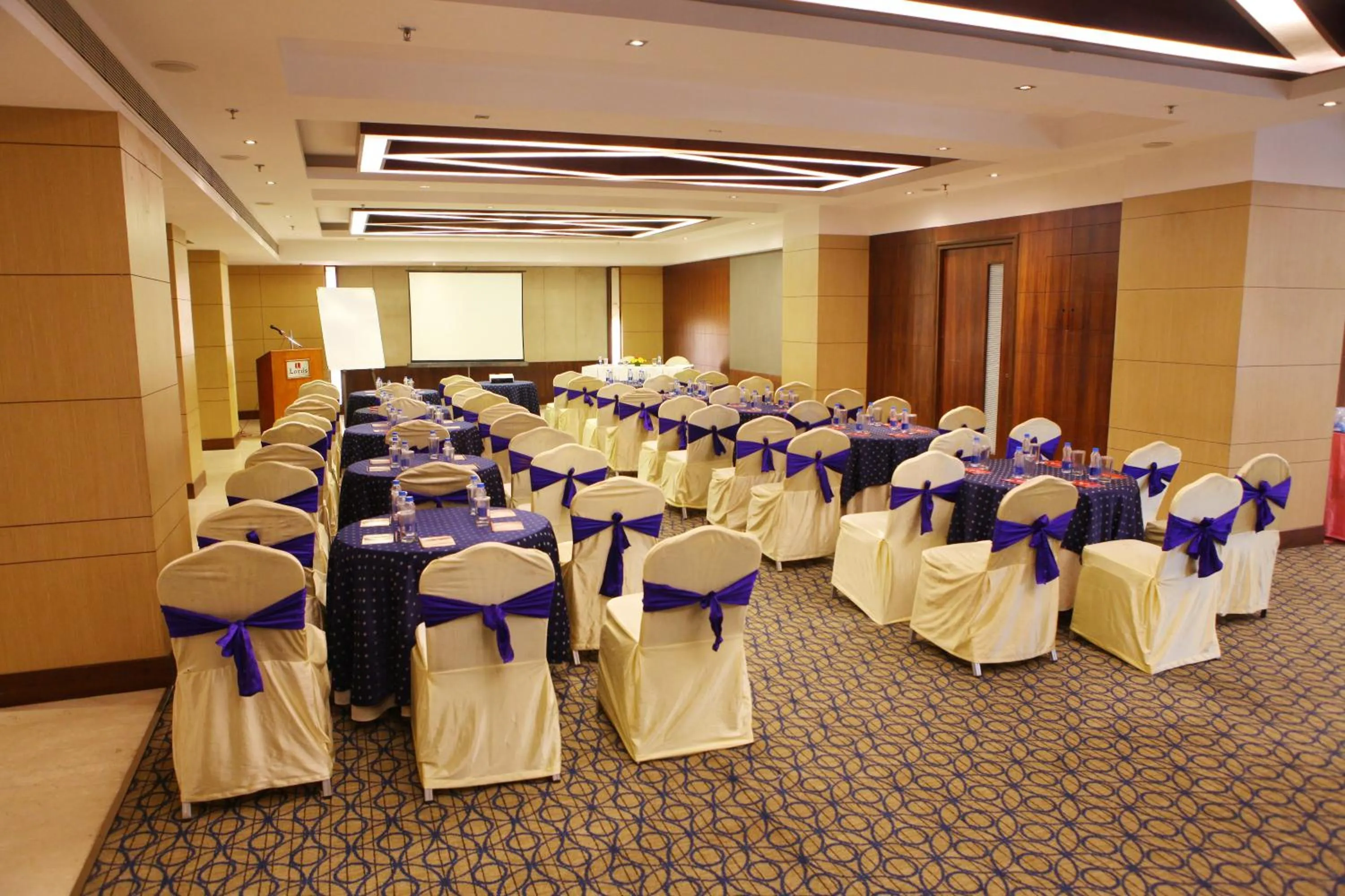 Banquet/Function facilities in Lords Plaza Surat
