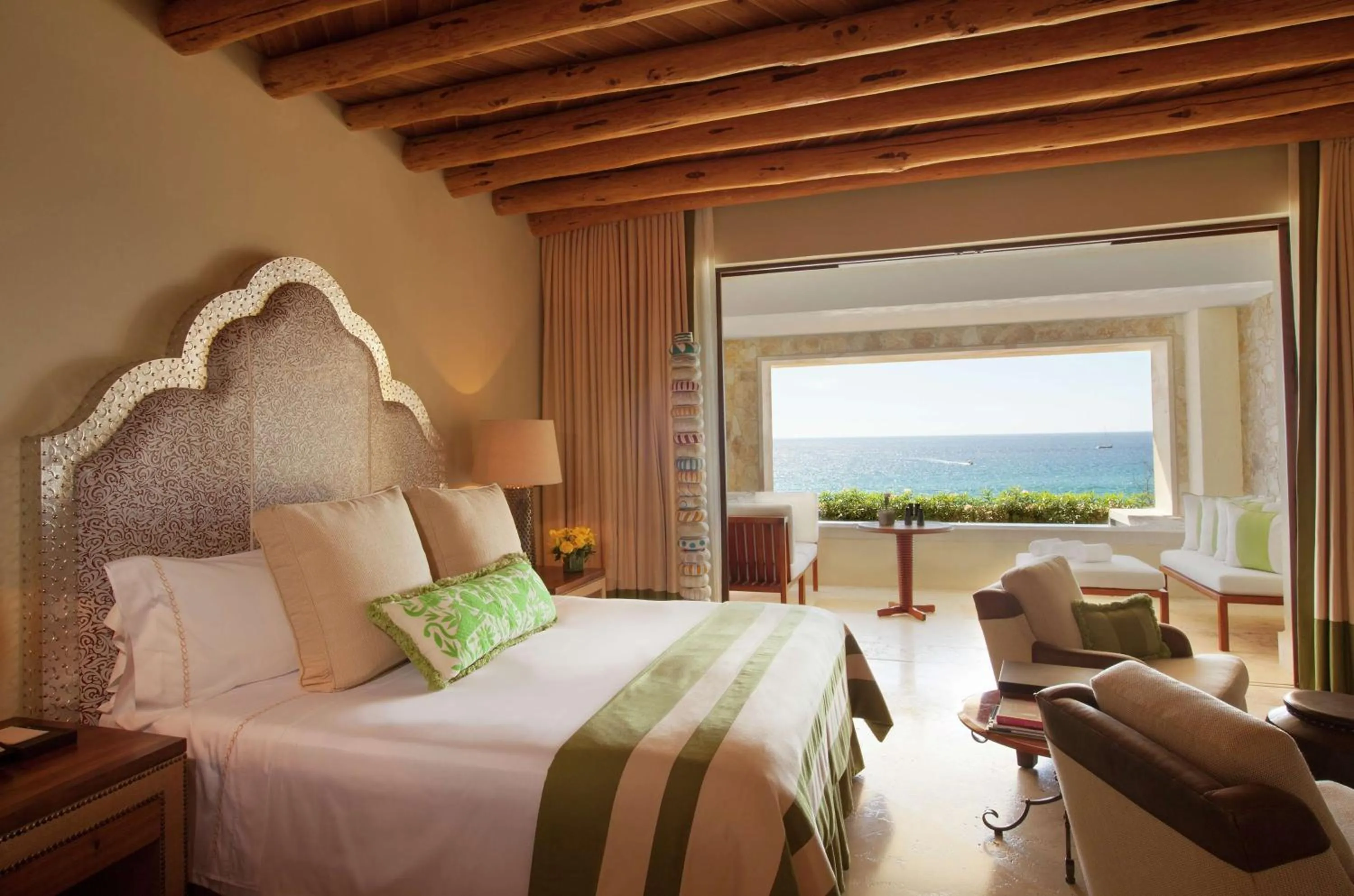 Bedroom, Bed in Waldorf Astoria Los Cabos Pedregal