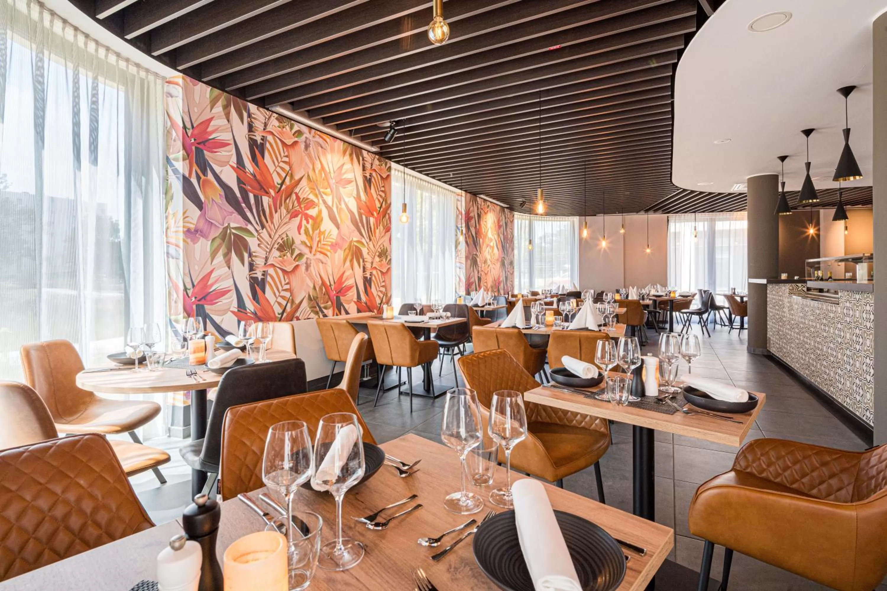 Restaurant/places to eat in Best Western Hotel Airport Frankfurt