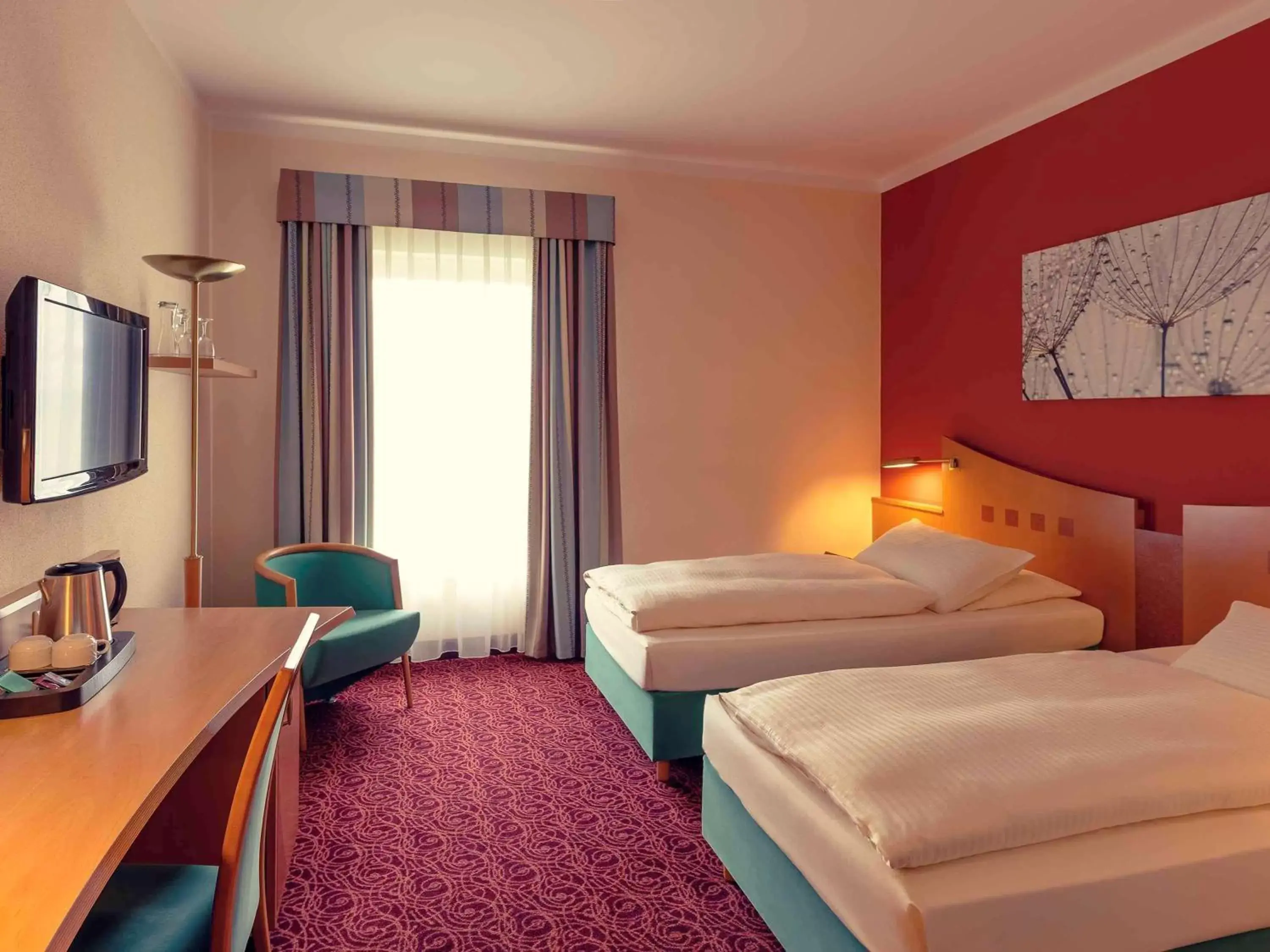 Photo of the whole room, Bed in Mercure Hotel Ingolstadt