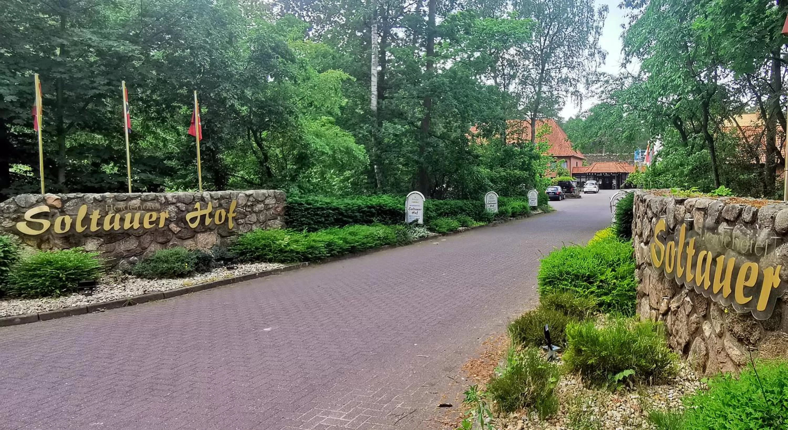 Property building in Heidehotel Soltauer Hof