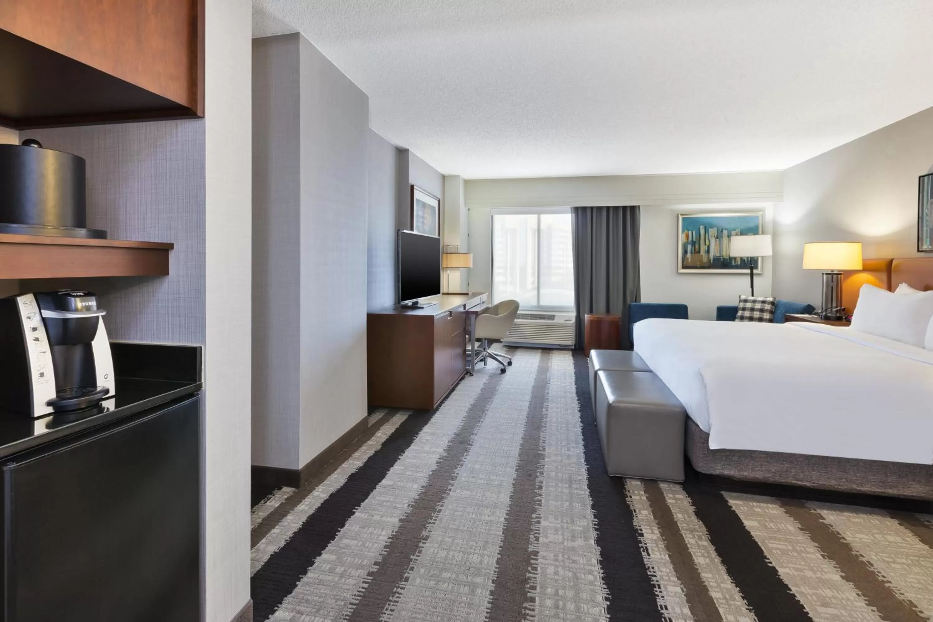 Photo of the whole room, Bed in Crowne Plaza Dulles Airport by IHG