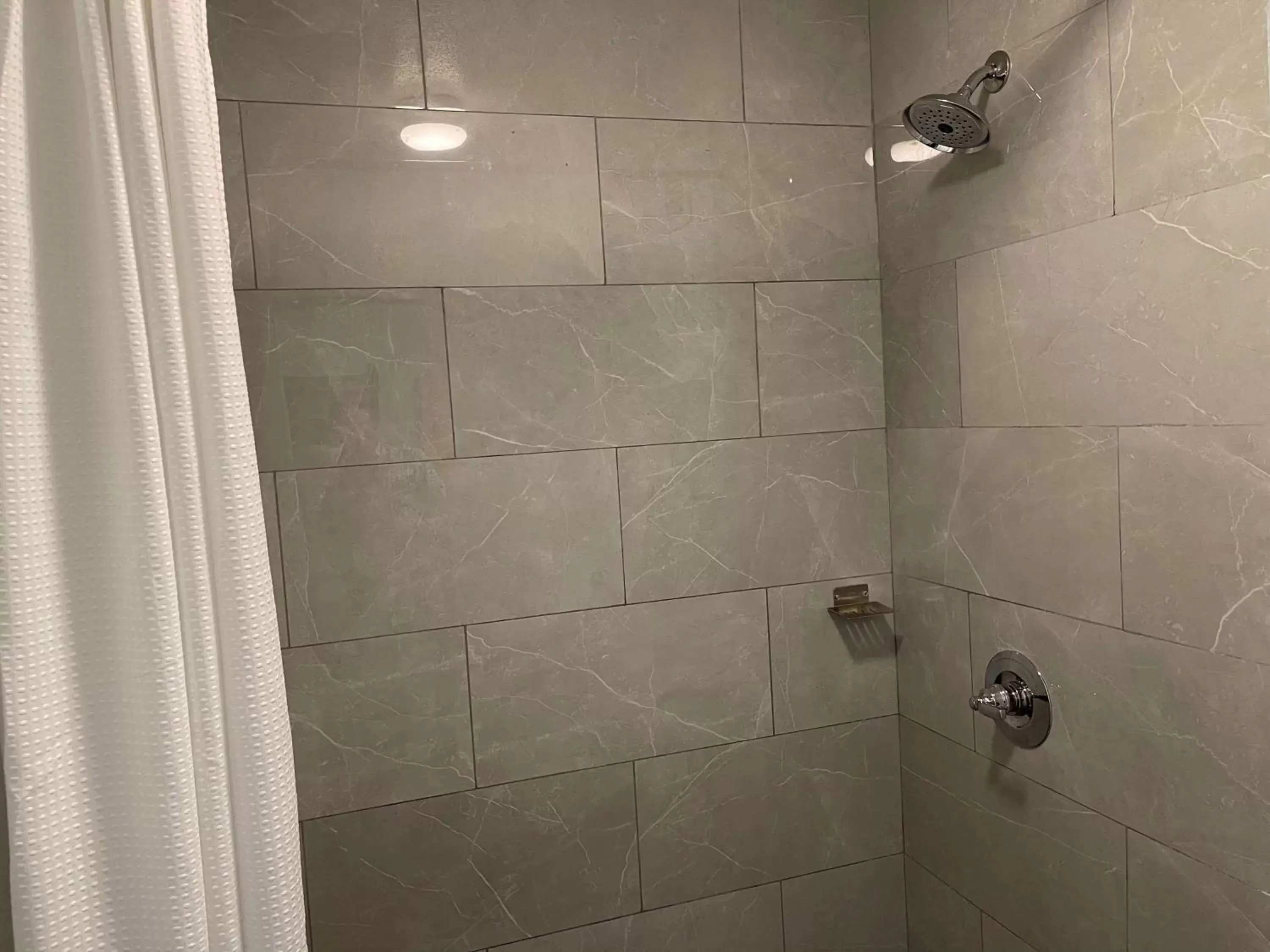 Bathroom in Motel 6-Troy, OH