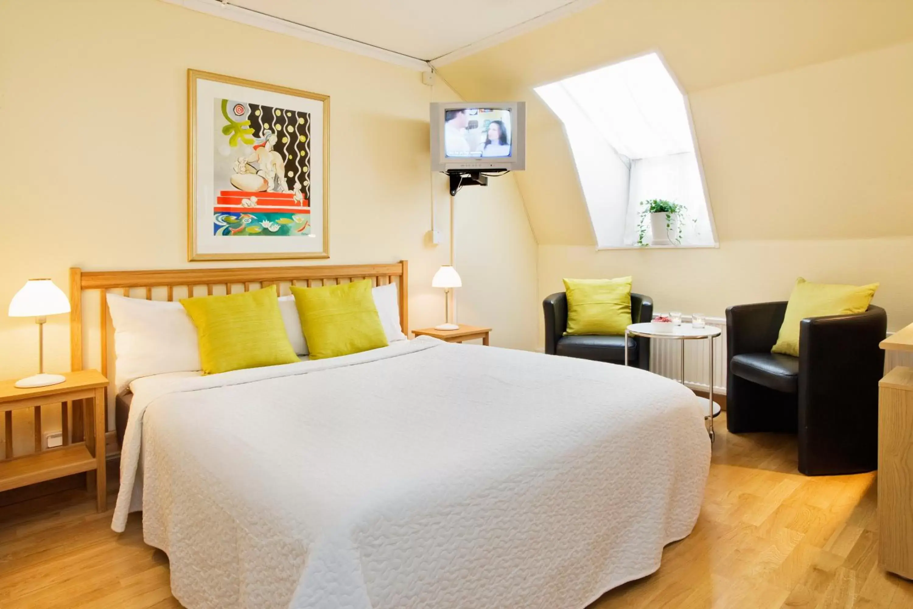 Bed in Sure Hotel by Best Western Ojaby Herrgard