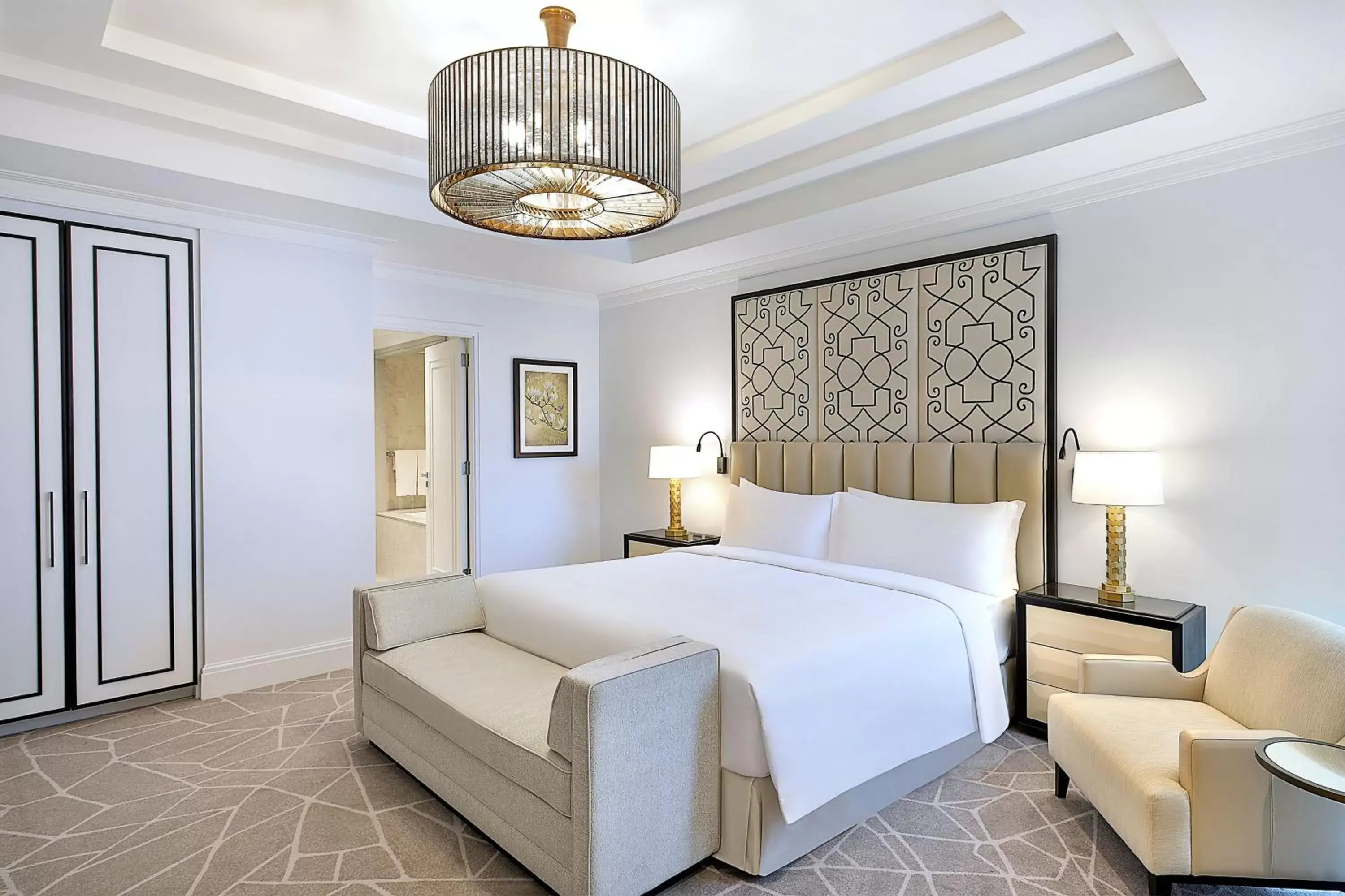 Bedroom, Bed in The St. Regis Amman