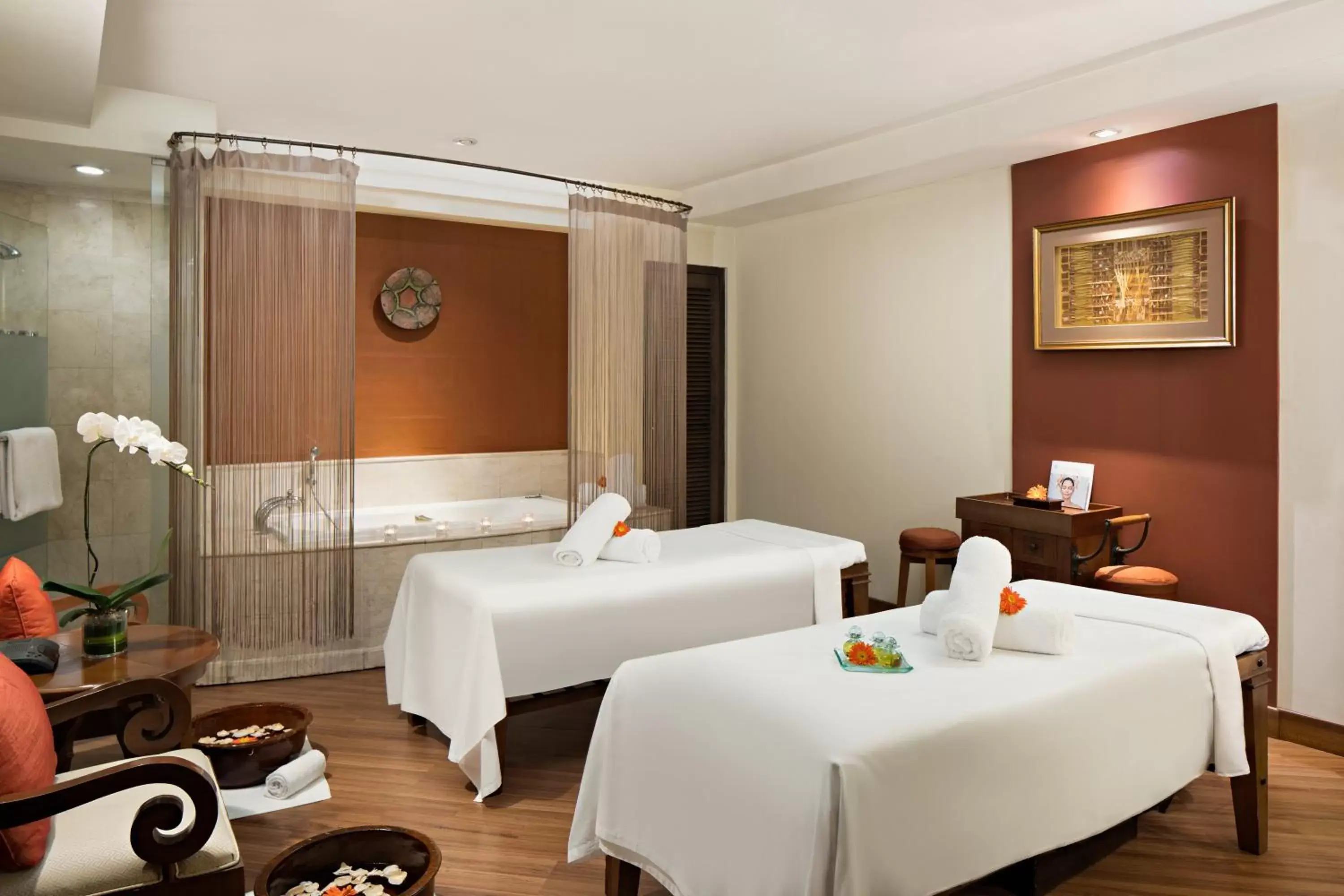 Massage in AYANA Midplaza JAKARTA