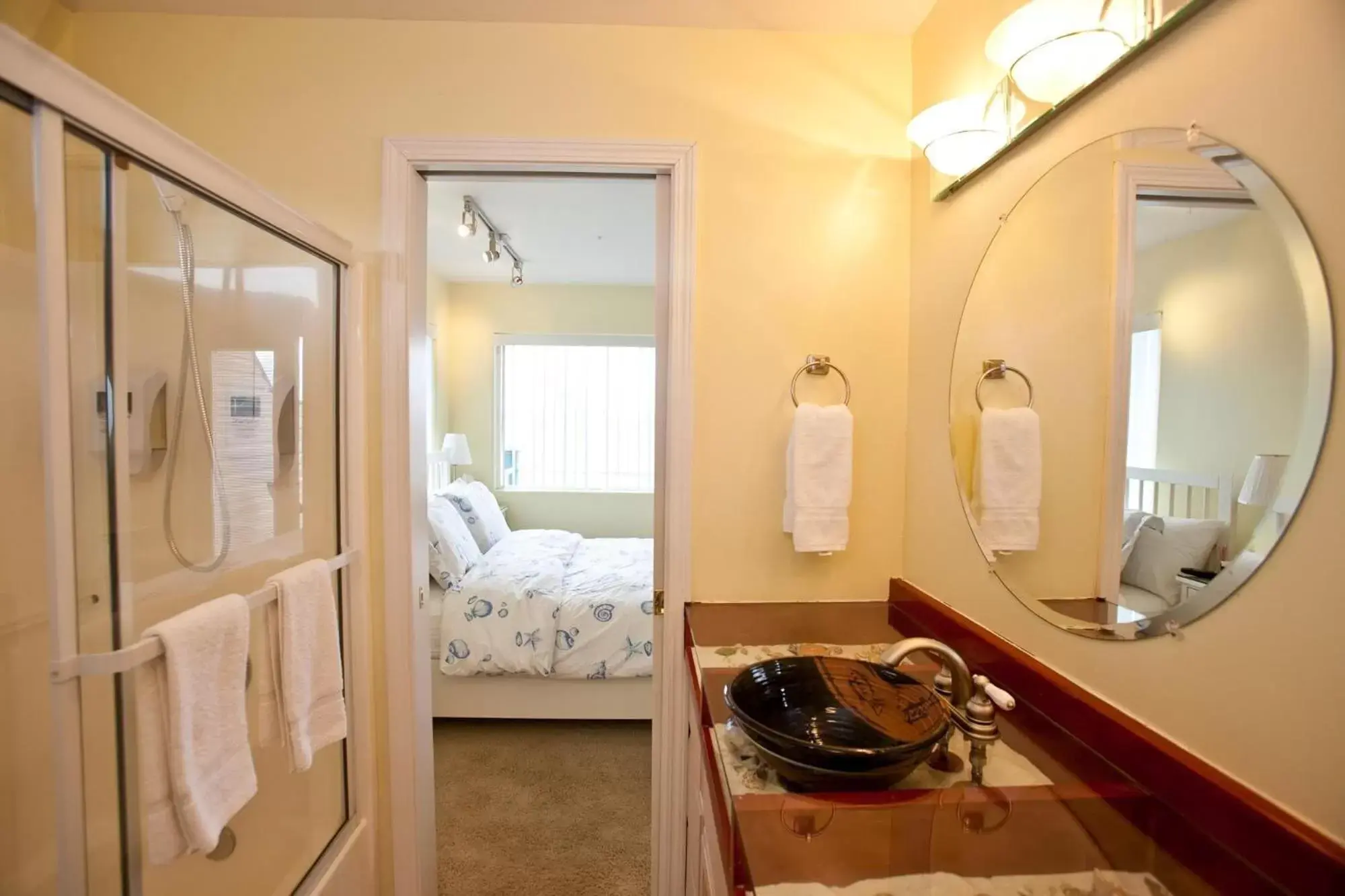 Bathroom in Driftwood Inn