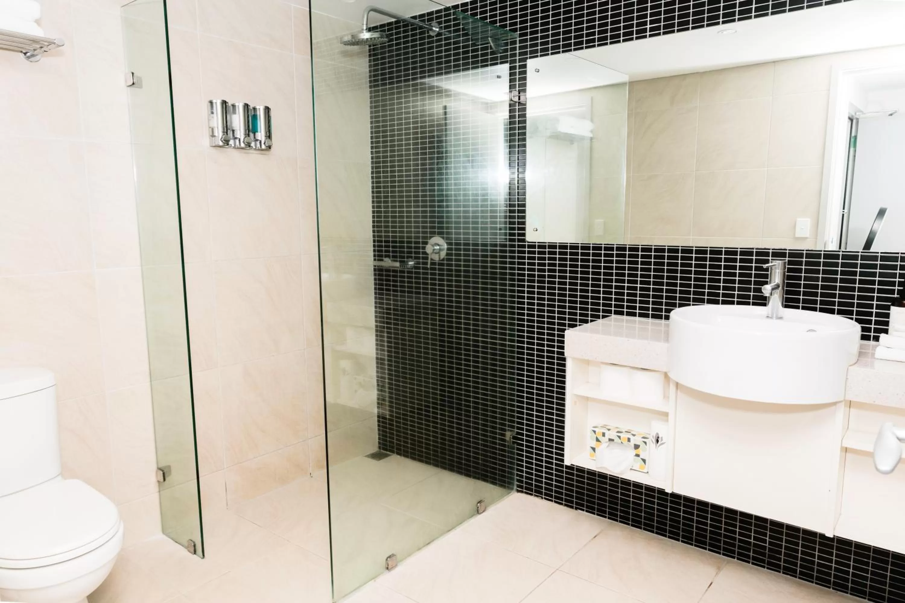 Darwin Harbour Suites