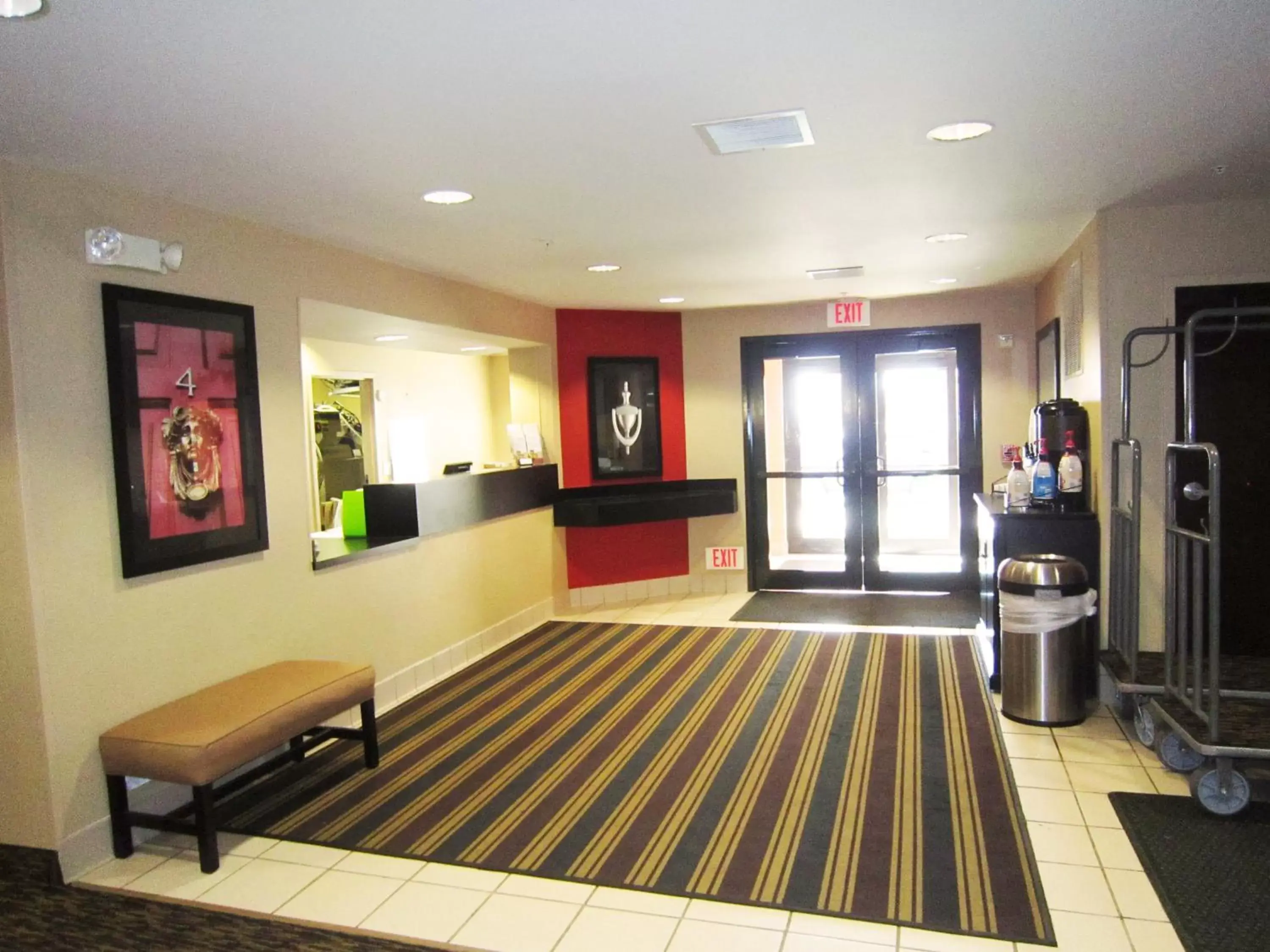 Lobby or reception, Lobby/Reception in Extended Stay America Suites - Columbus - NE - I-270