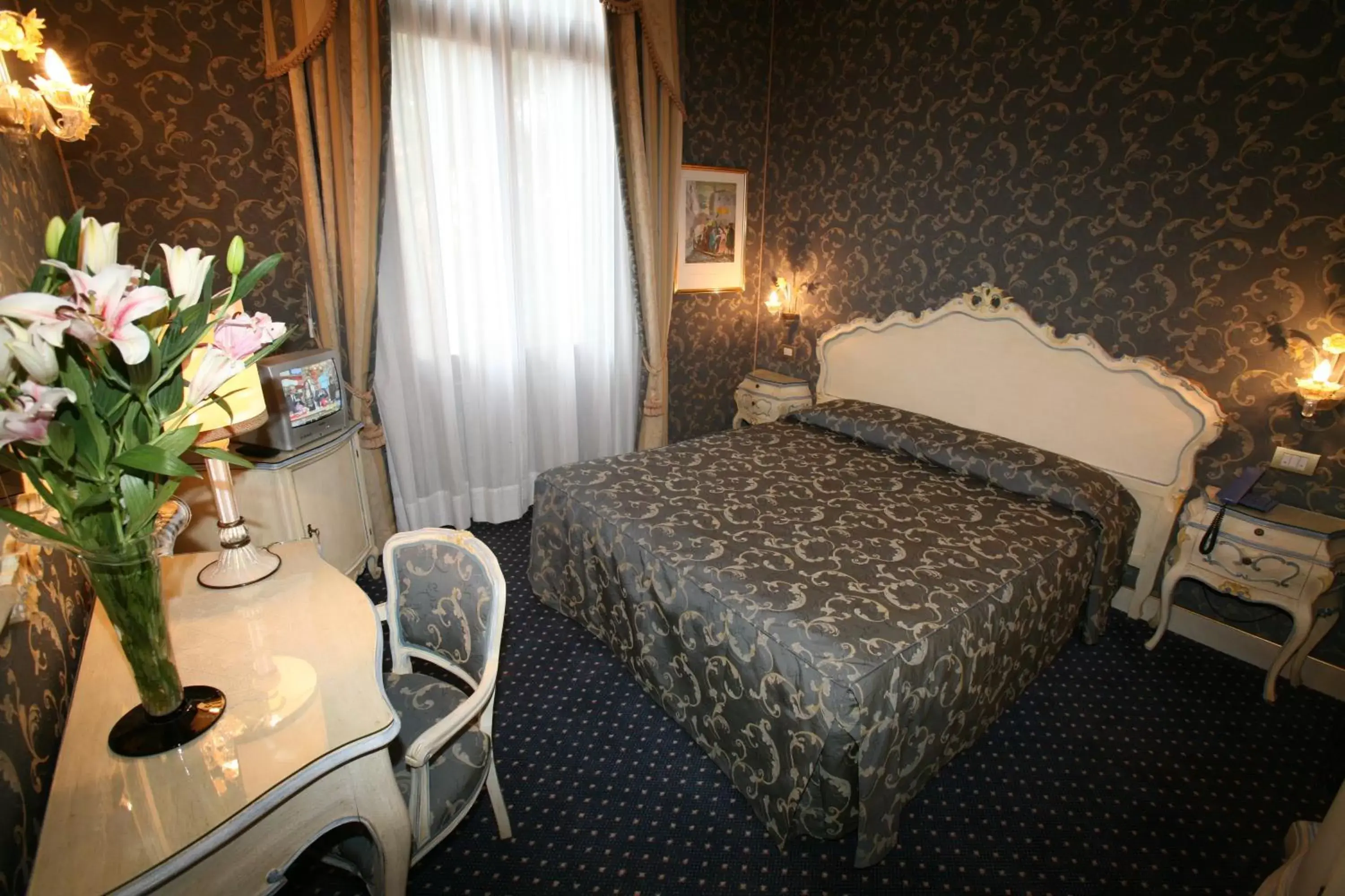 Photo of the whole room, Bed in Locanda Ca' del Brocchi