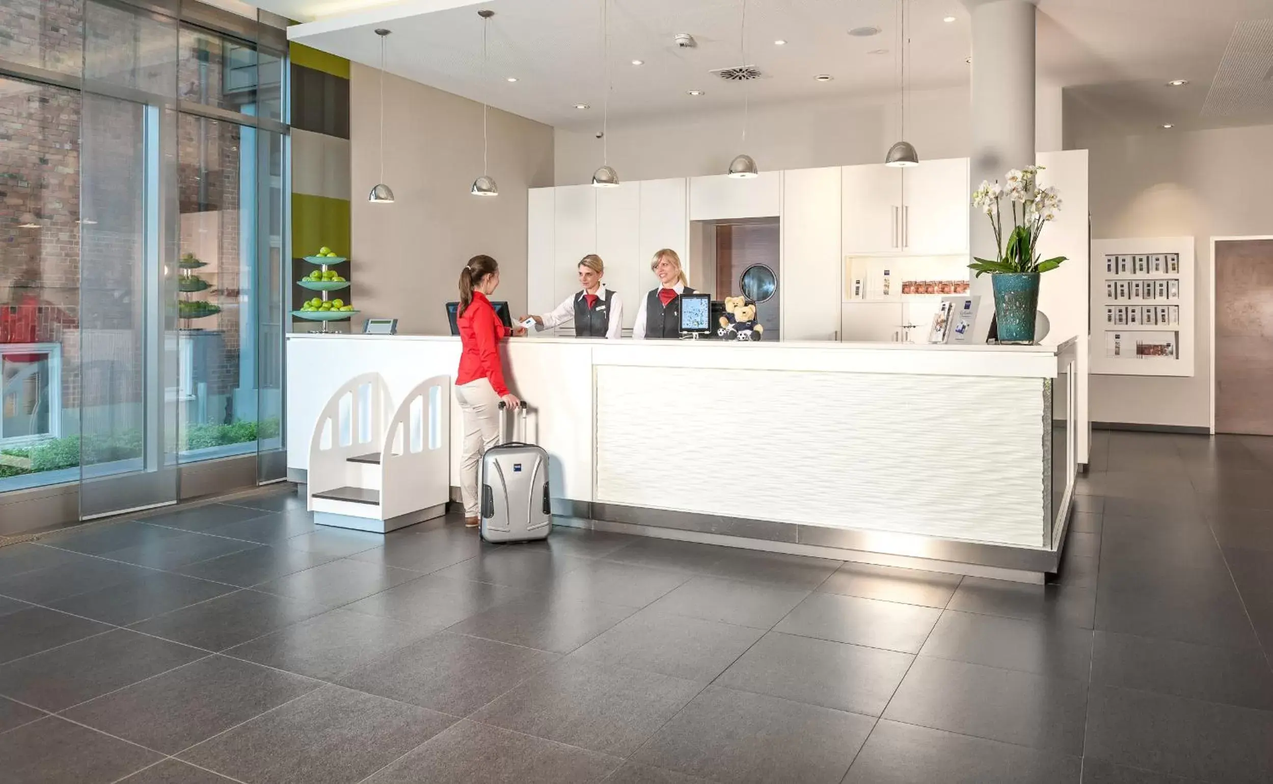 Lobby or reception in Dorint Hotel Hamburg-Eppendorf