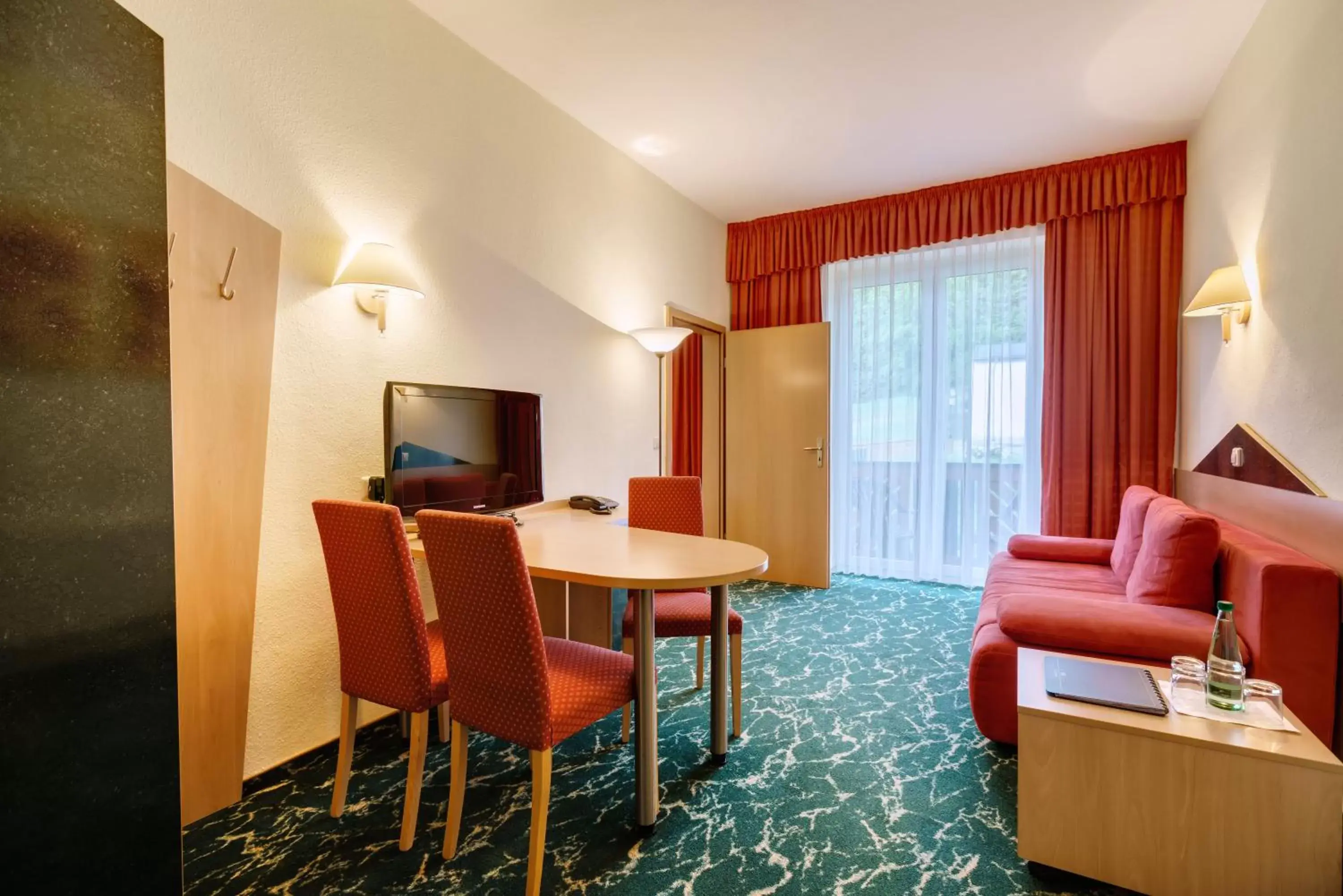 TV and multimedia, Seating Area in Waldhotel Vogtland