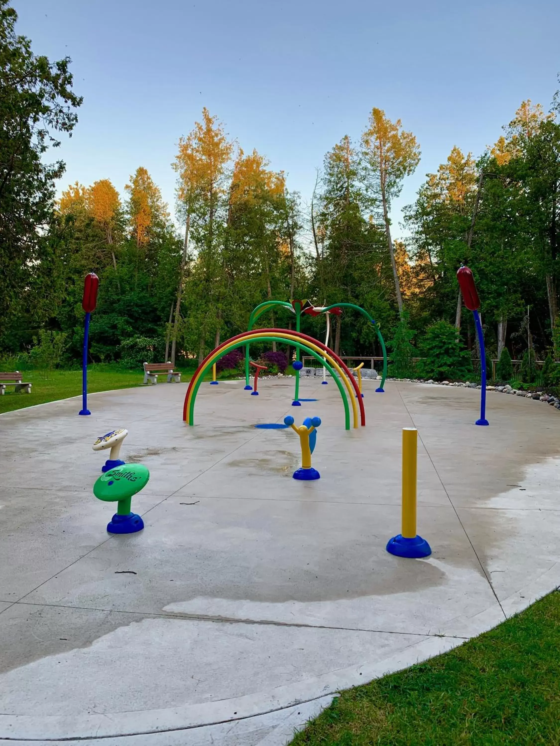 Beach, Children's Play Area in Paradise Inn On the Beach