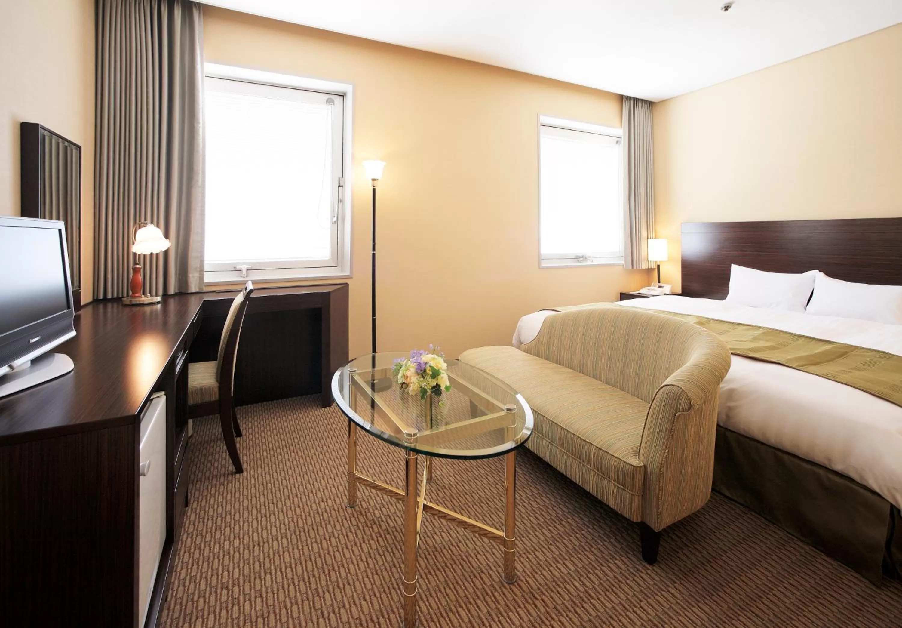 Photo of the whole room, Bed in Hotel Nikko Tsukuba