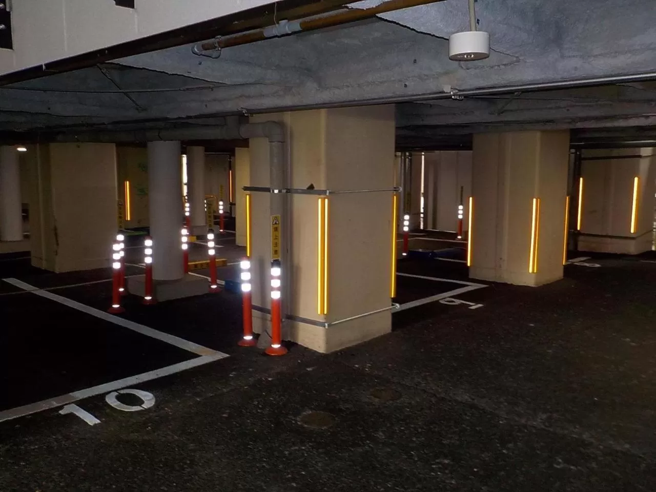 UNDER RAILWAY HOTEL AKIHABARA