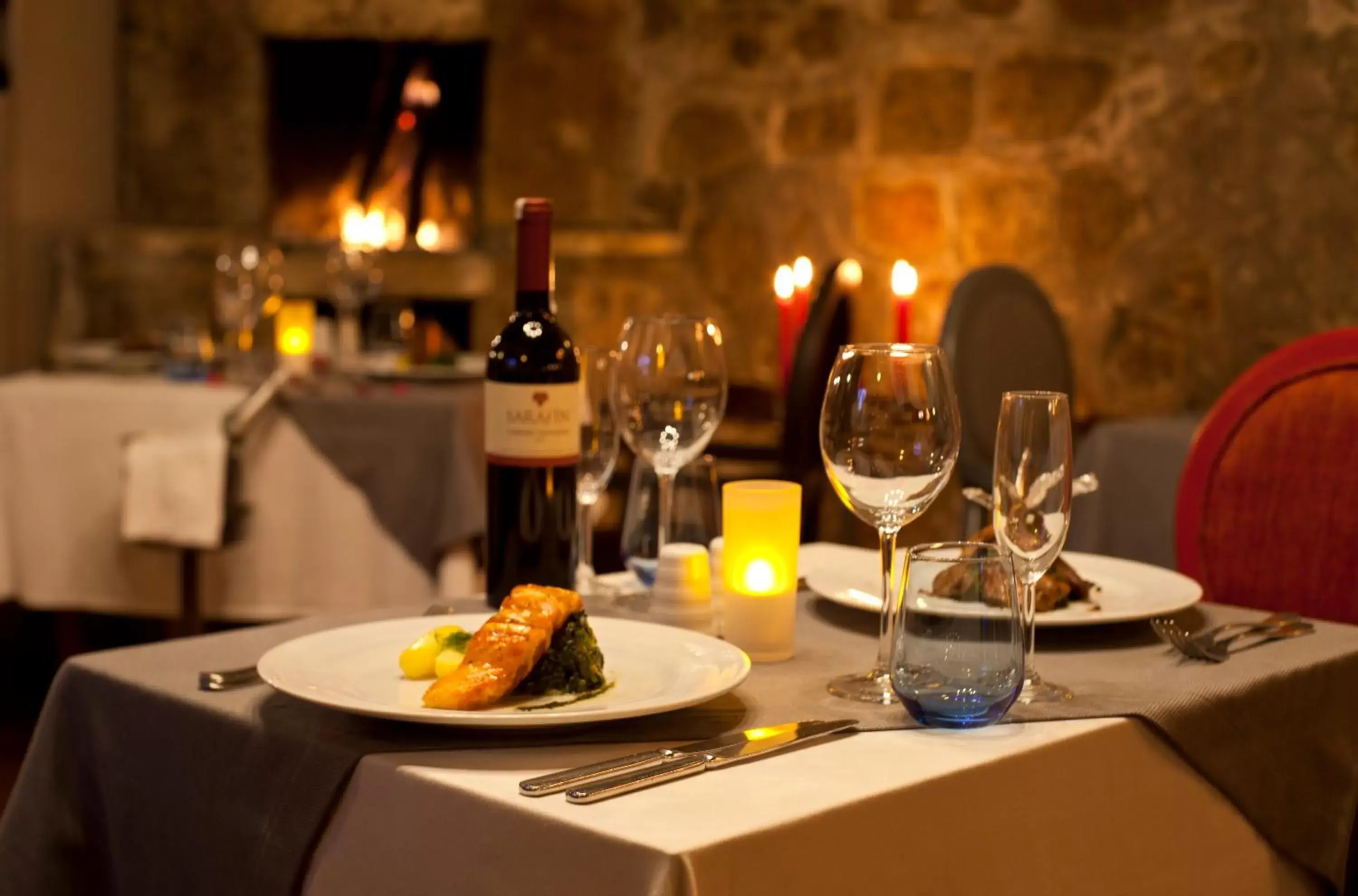 Restaurant/Places to Eat in Alp Pasa Hotel - Special Class