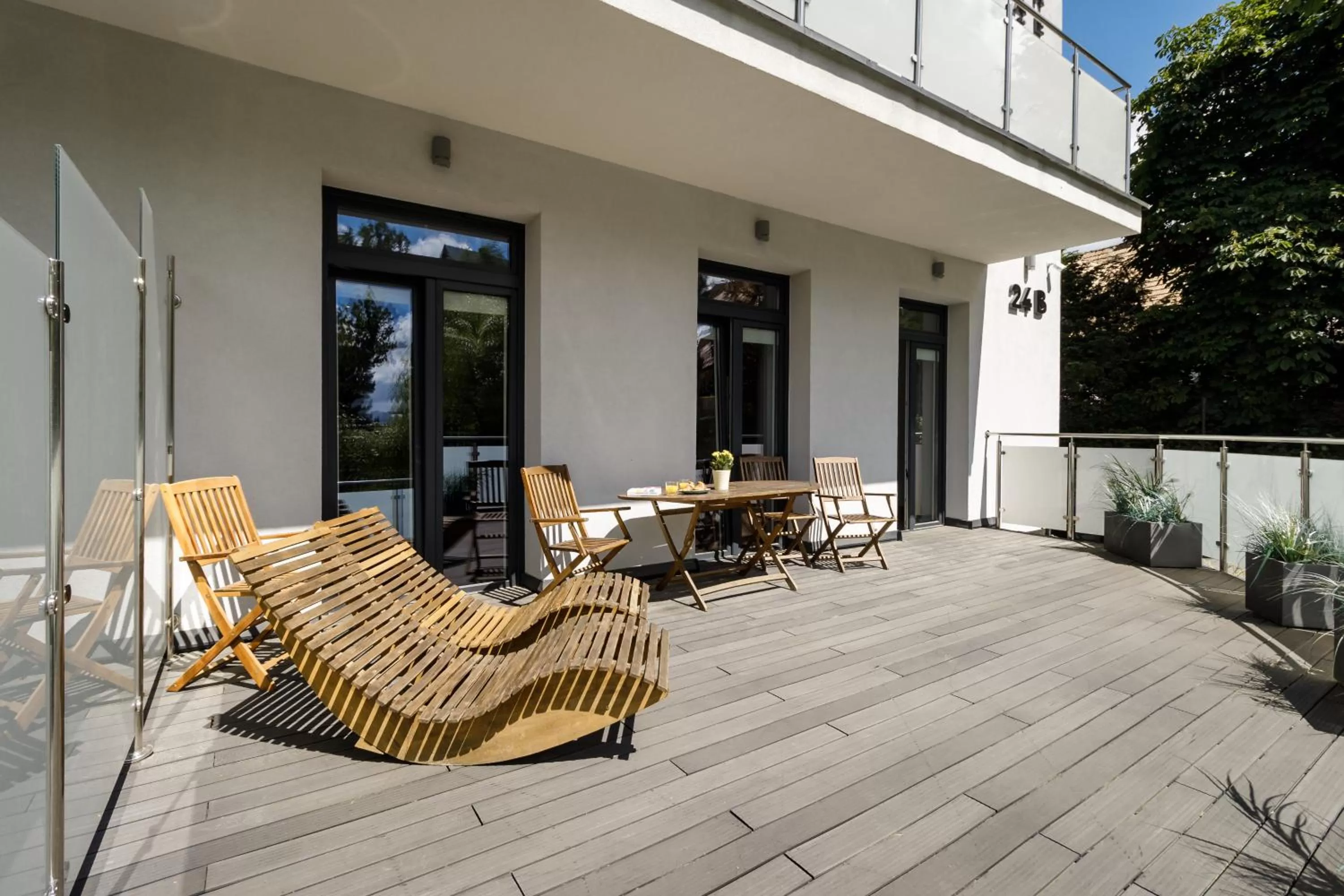 Property building in Jagiellońska Residence