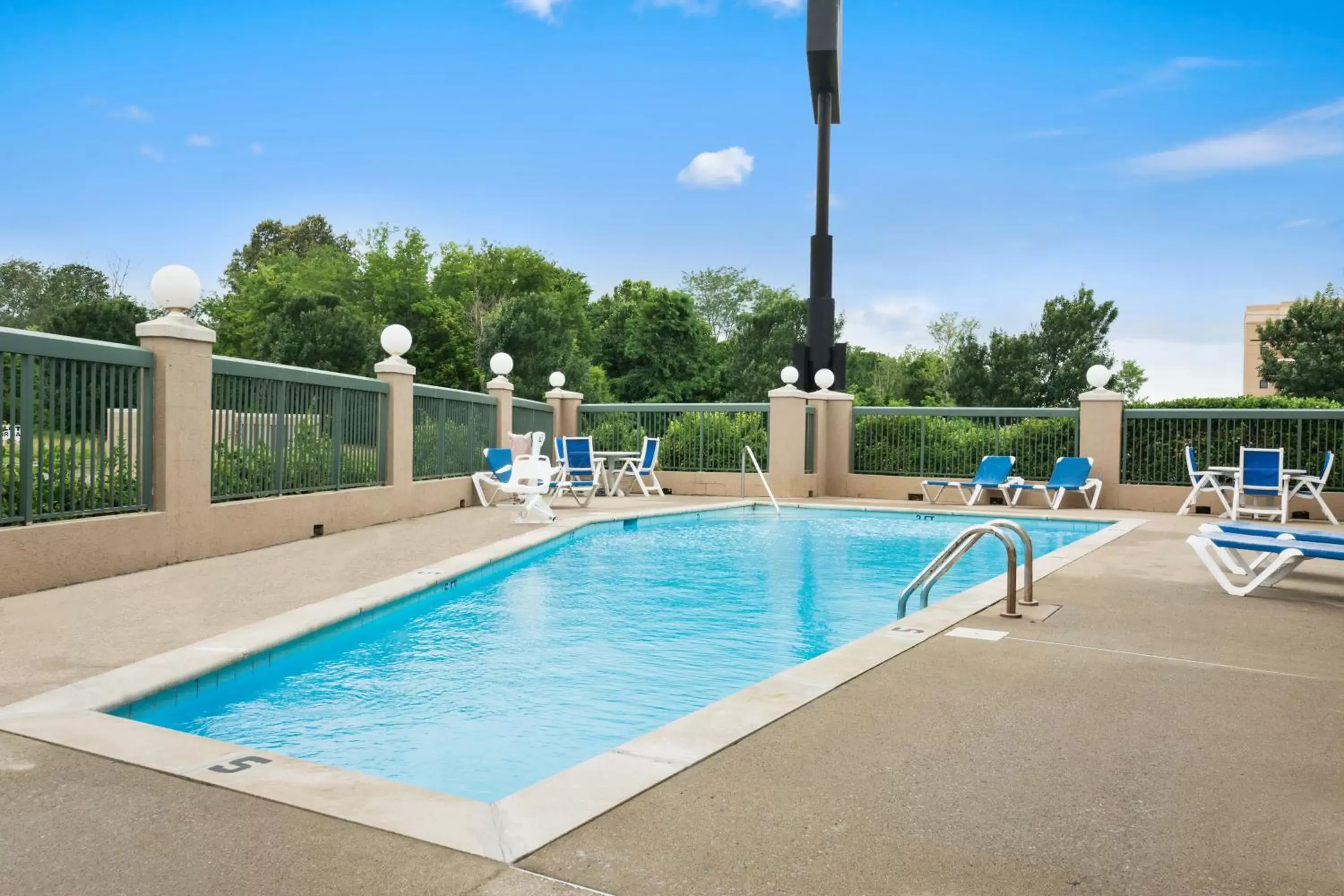 Swimming Pool in Days Inn by Wyndham Clarksville North EXIT 4