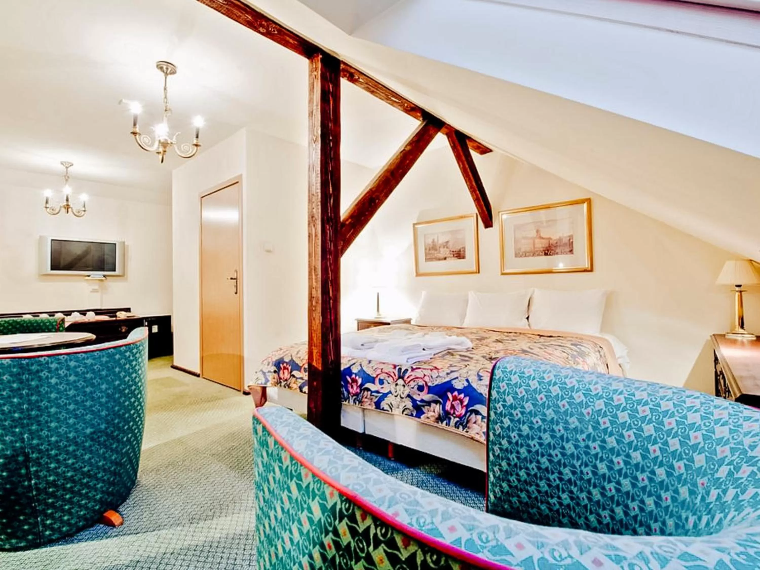 Bed in Miodosytnia Aparthotel