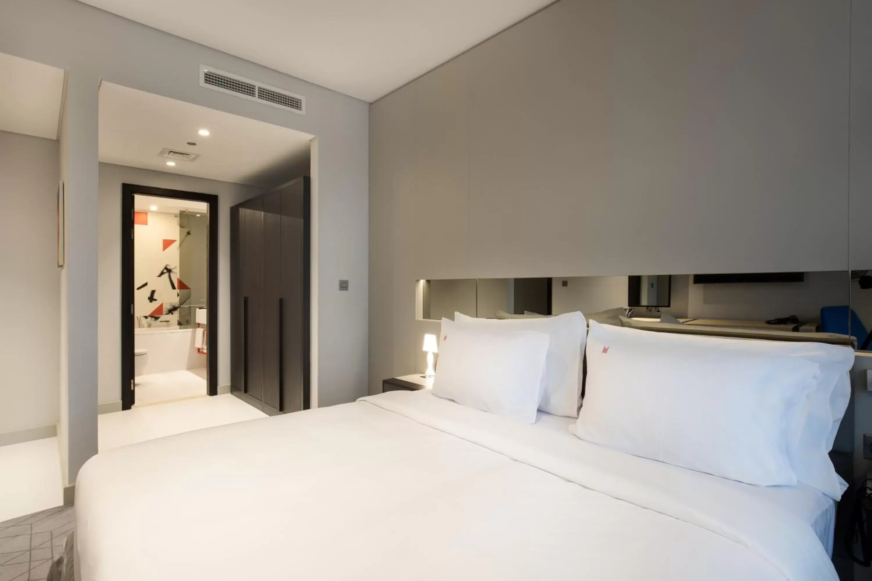 Bed in Studio M Arabian Plaza Hotel & Hotel Apartments