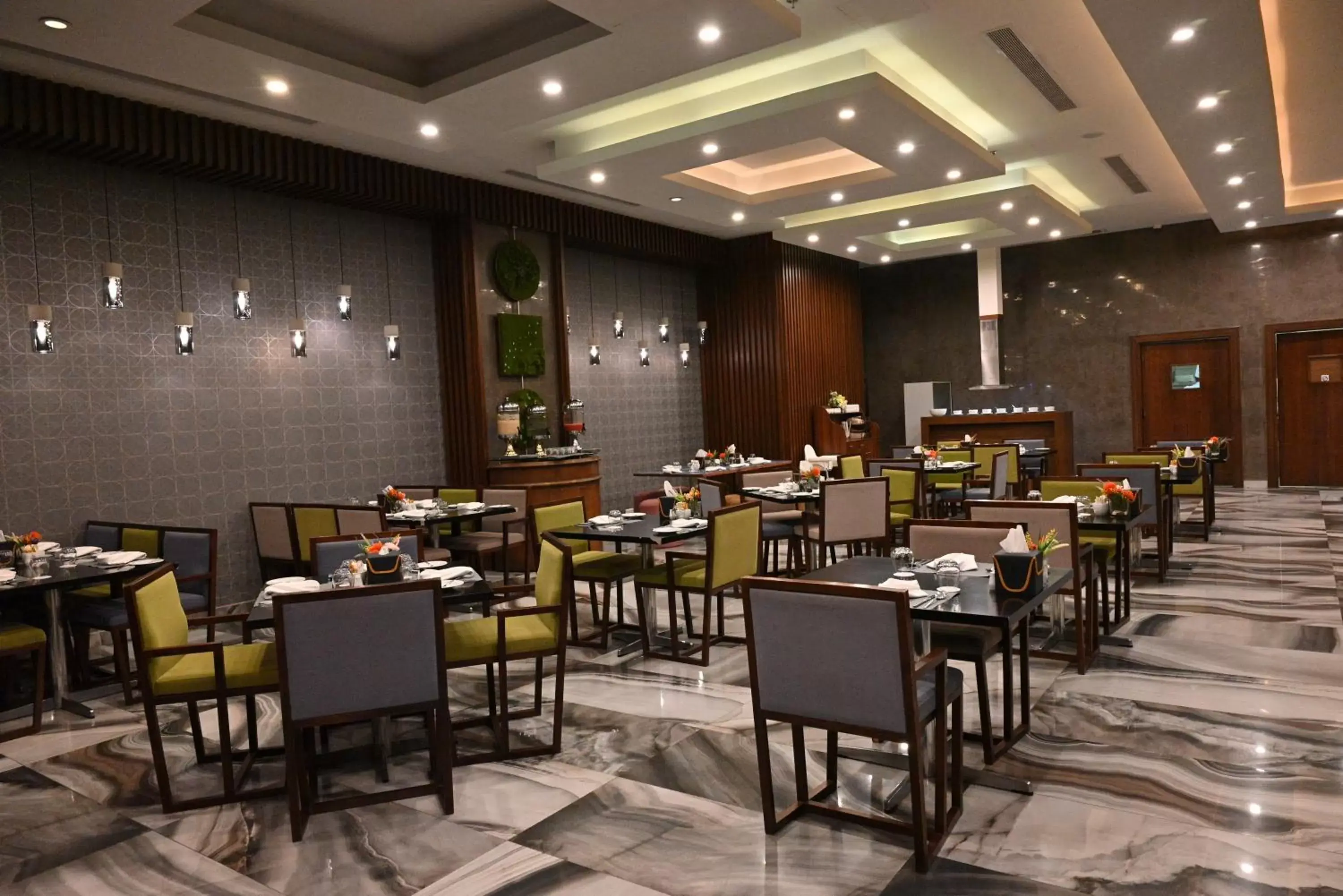Restaurant/Places to Eat in Q Suites Jeddah by EWA - Managed by HMH