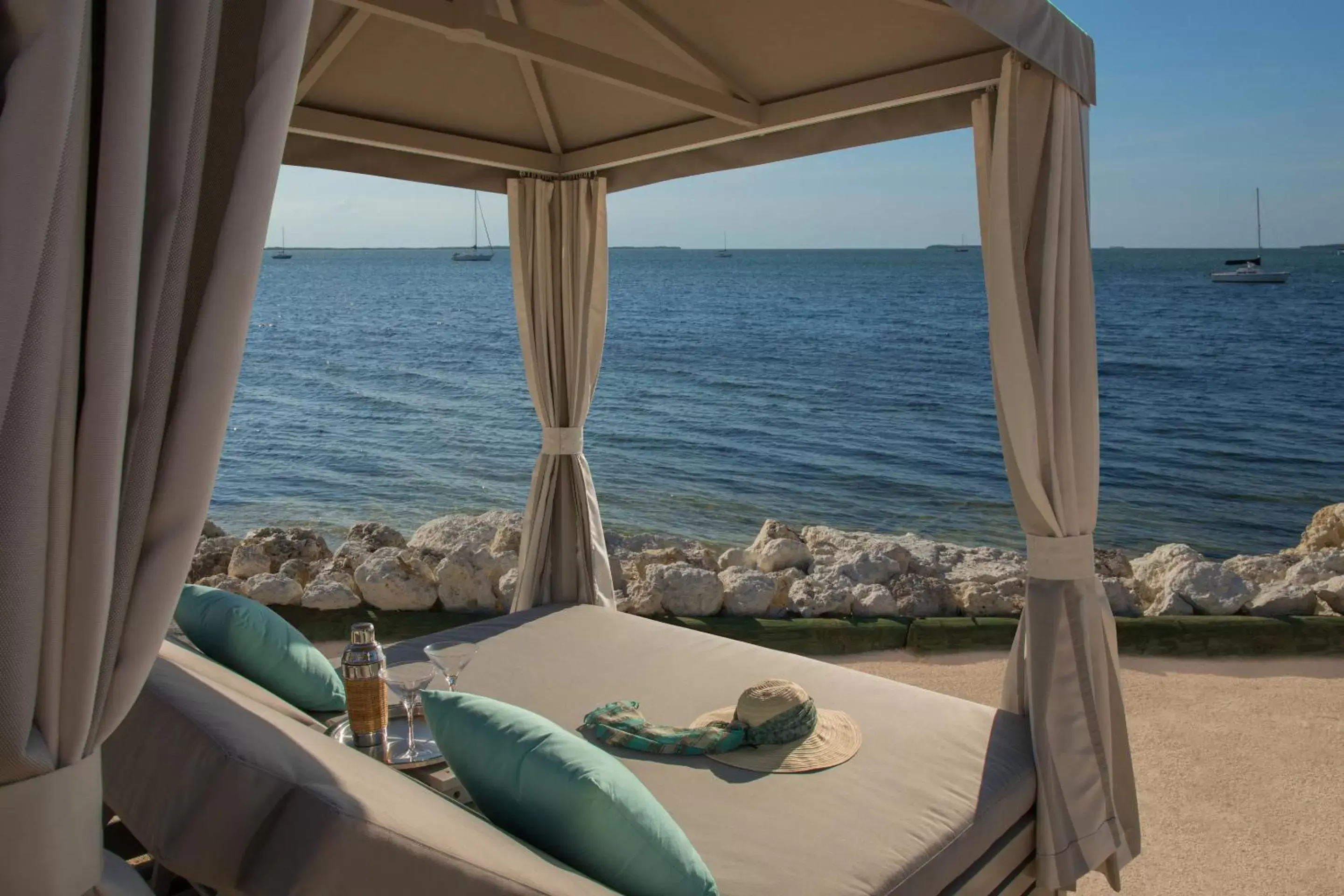 Beach, Sea View in Bungalows Key Largo - All Inclusive
