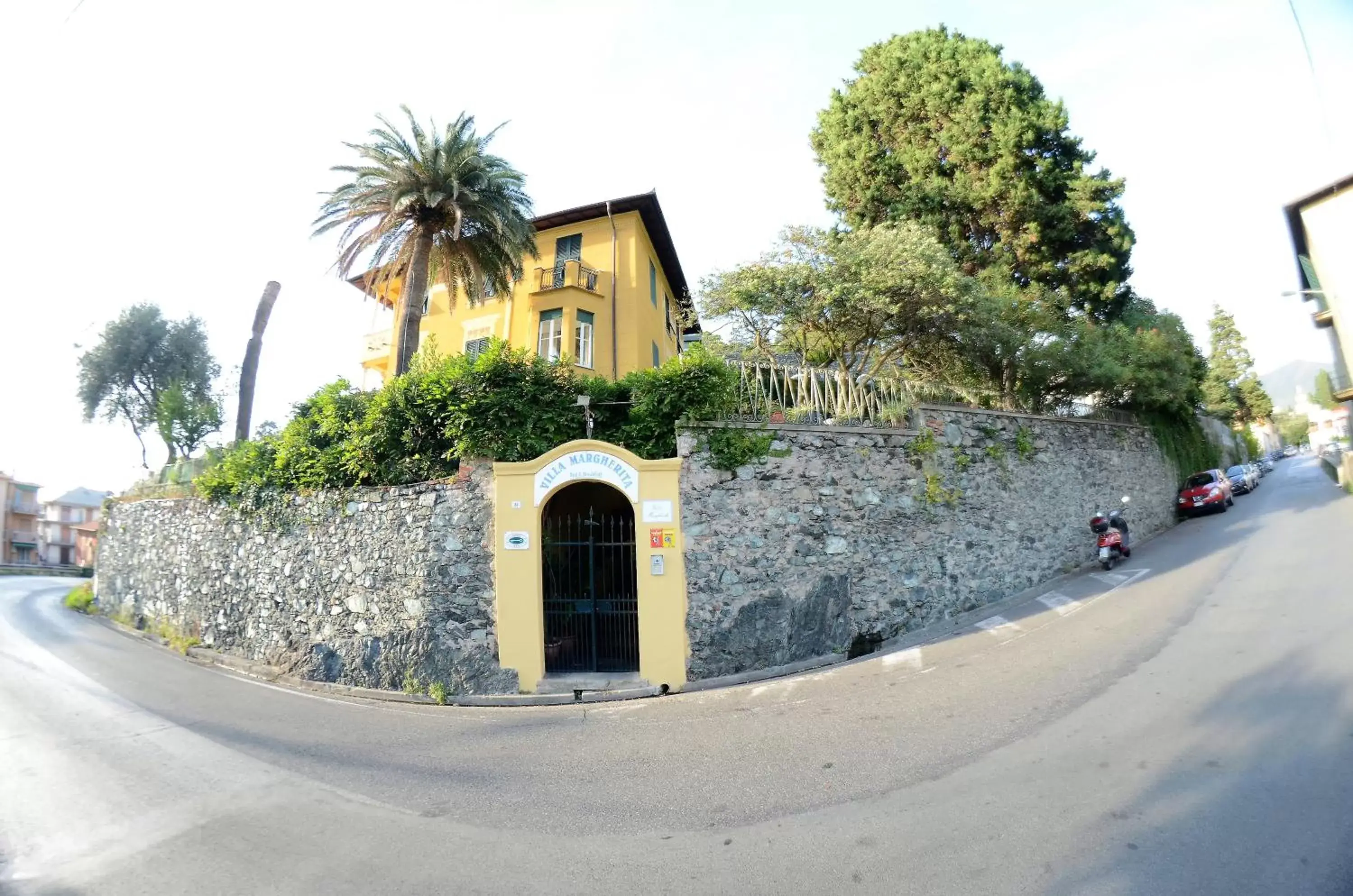 Facade/entrance in Villa Margherita