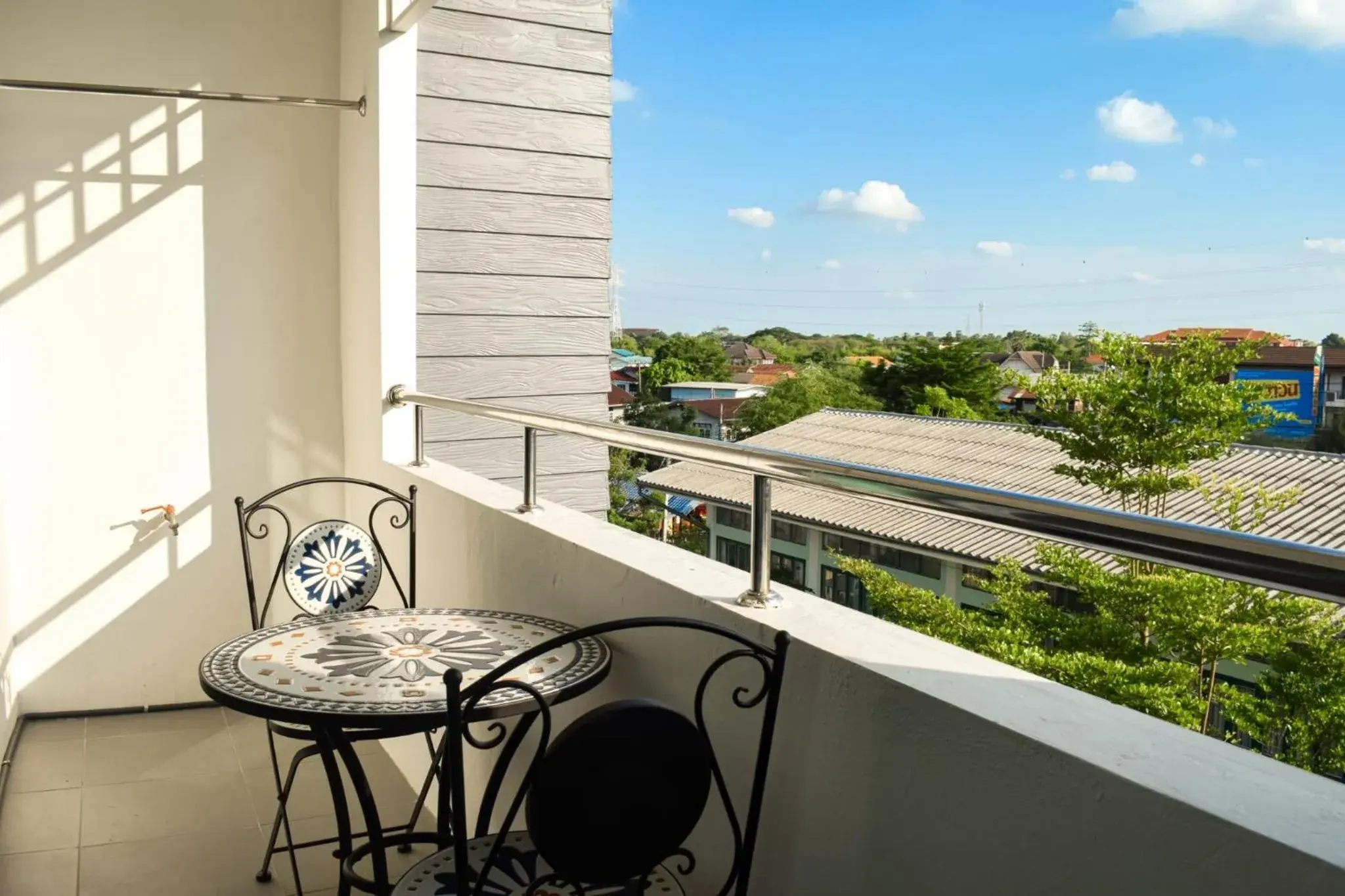 Balcony/Terrace in Chonlapruk Lakeside Hotel