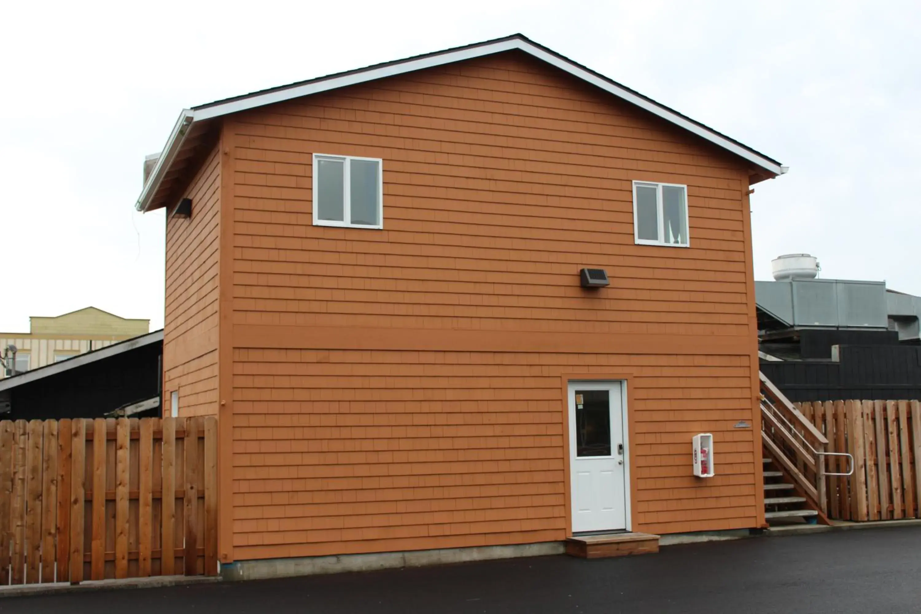 Property Building in Inn at the Sea