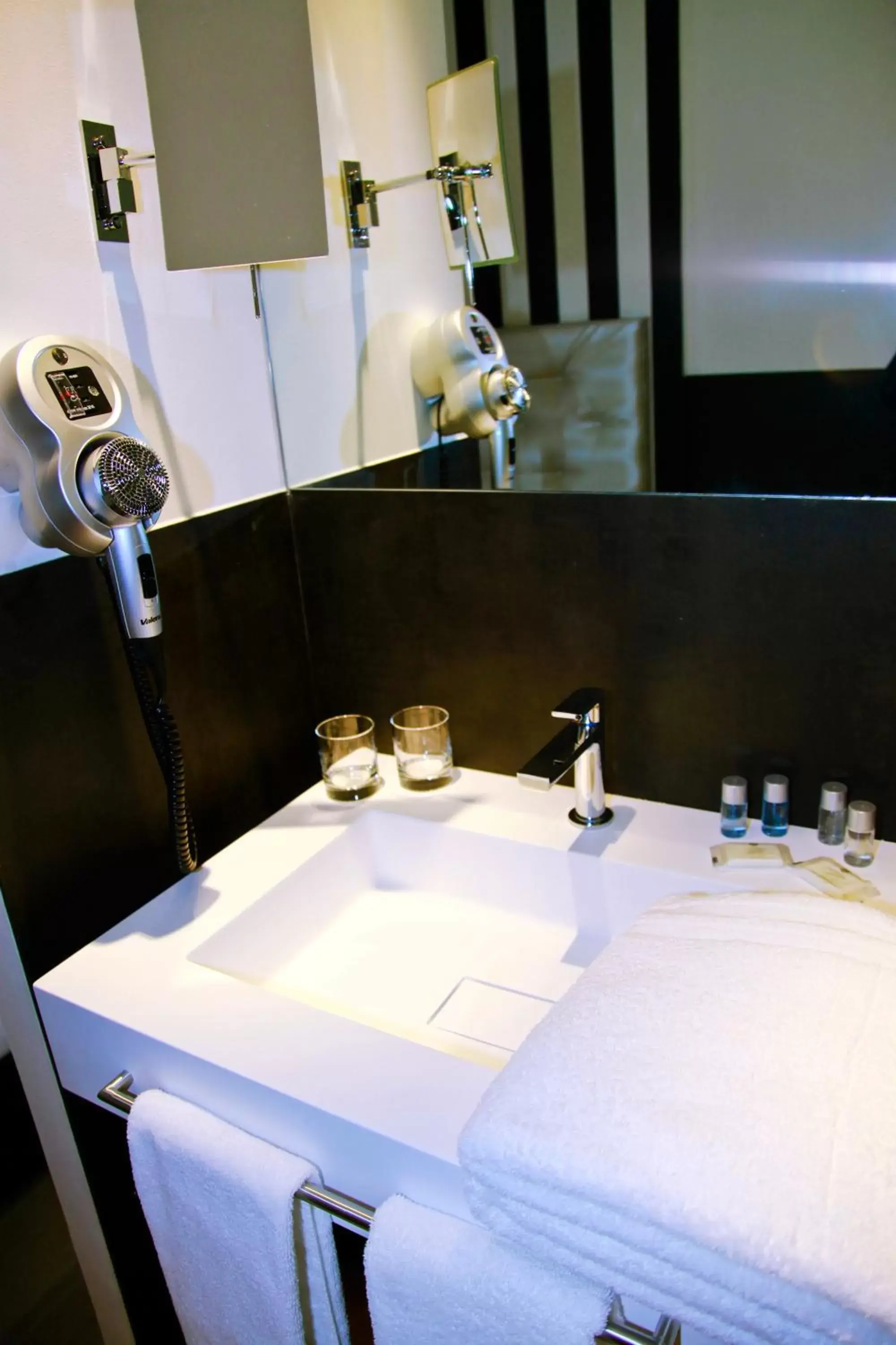 Bathroom in Le Pré du Moulin - Maison Alonso - Hôtel & Restaurant