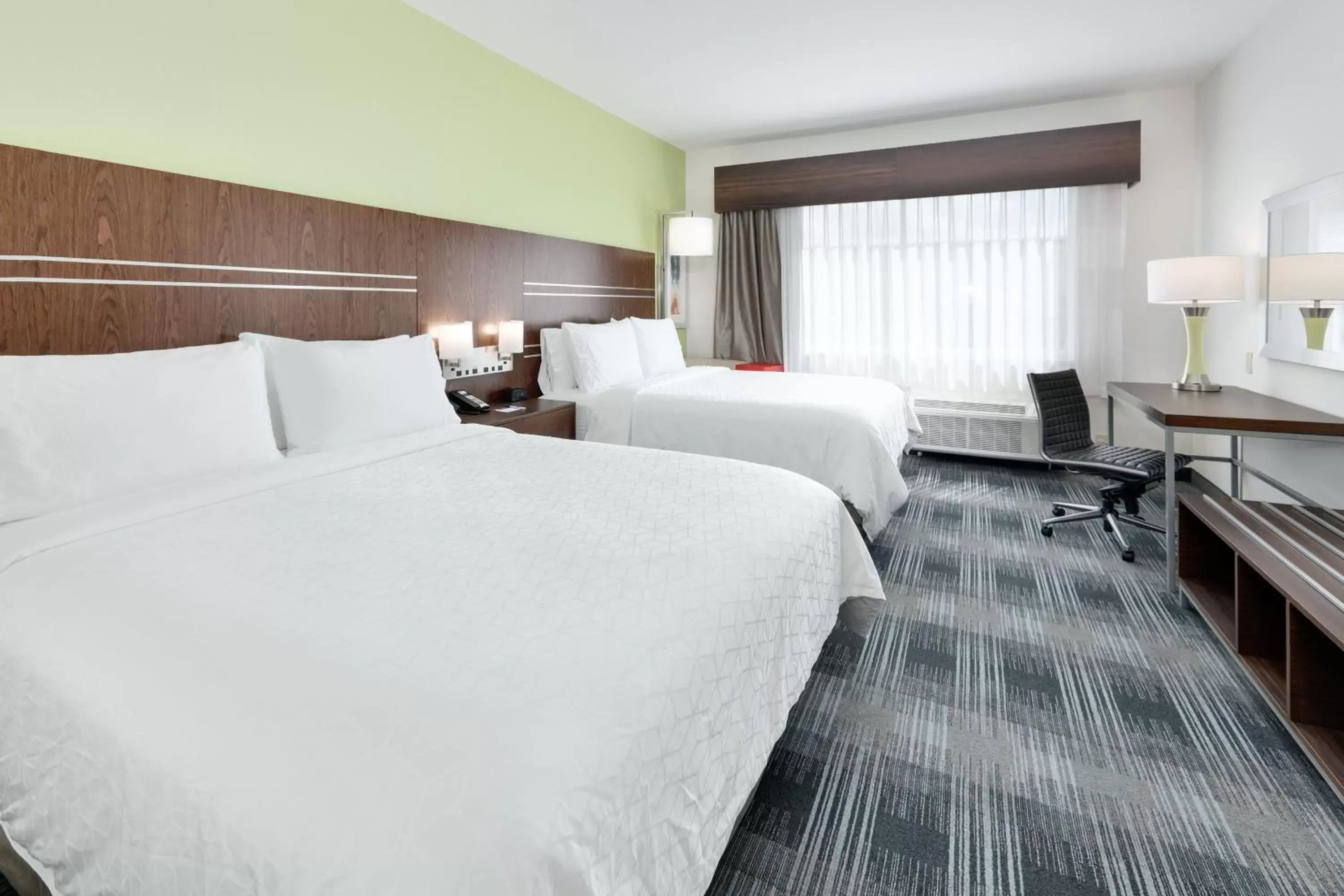 Photo of the whole room, Bed in Holiday Inn Express & Suites - Farmers Branch, an IHG Hotel