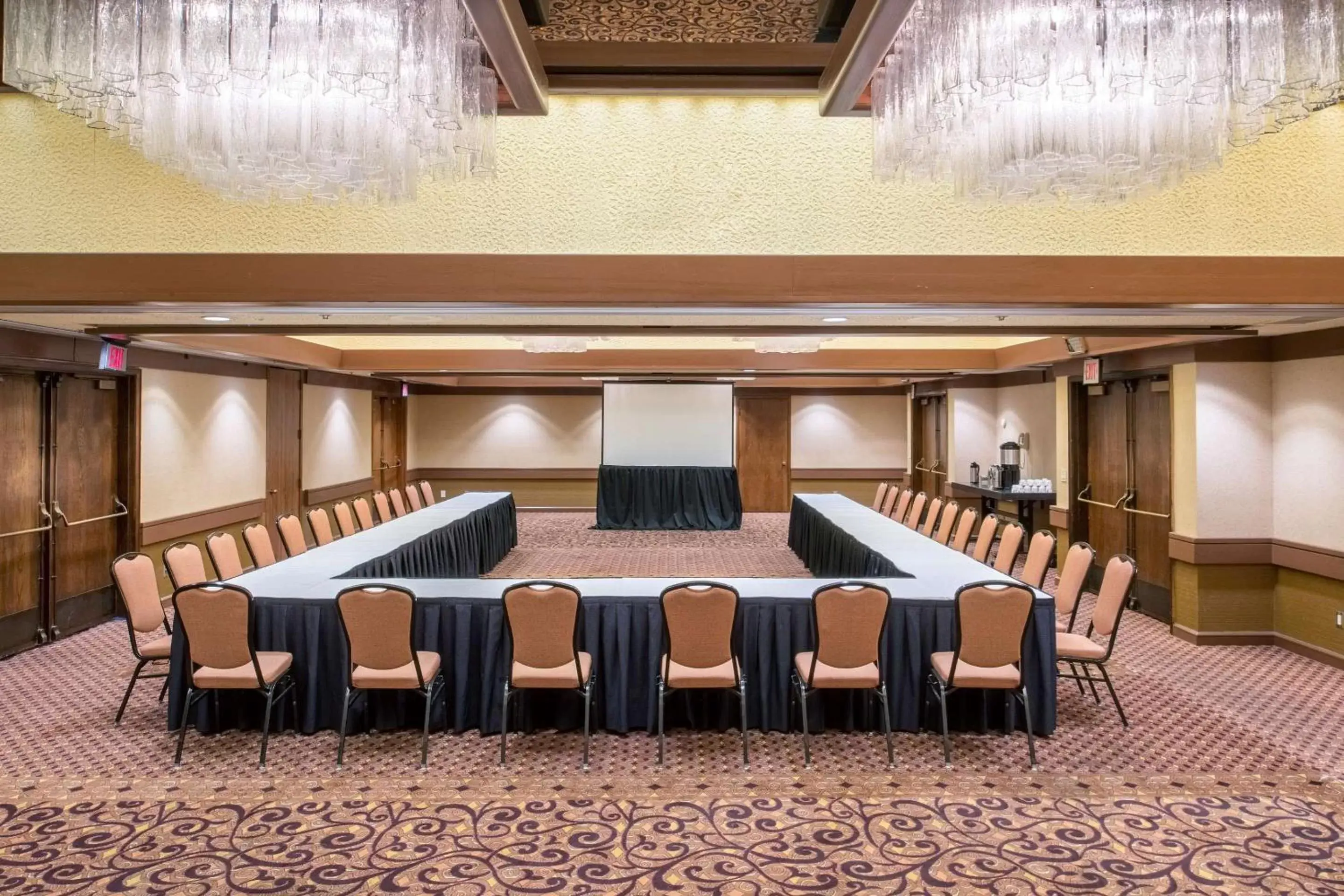 Business facilities in Red Lion Hotel Pasco Airport & Conference Center