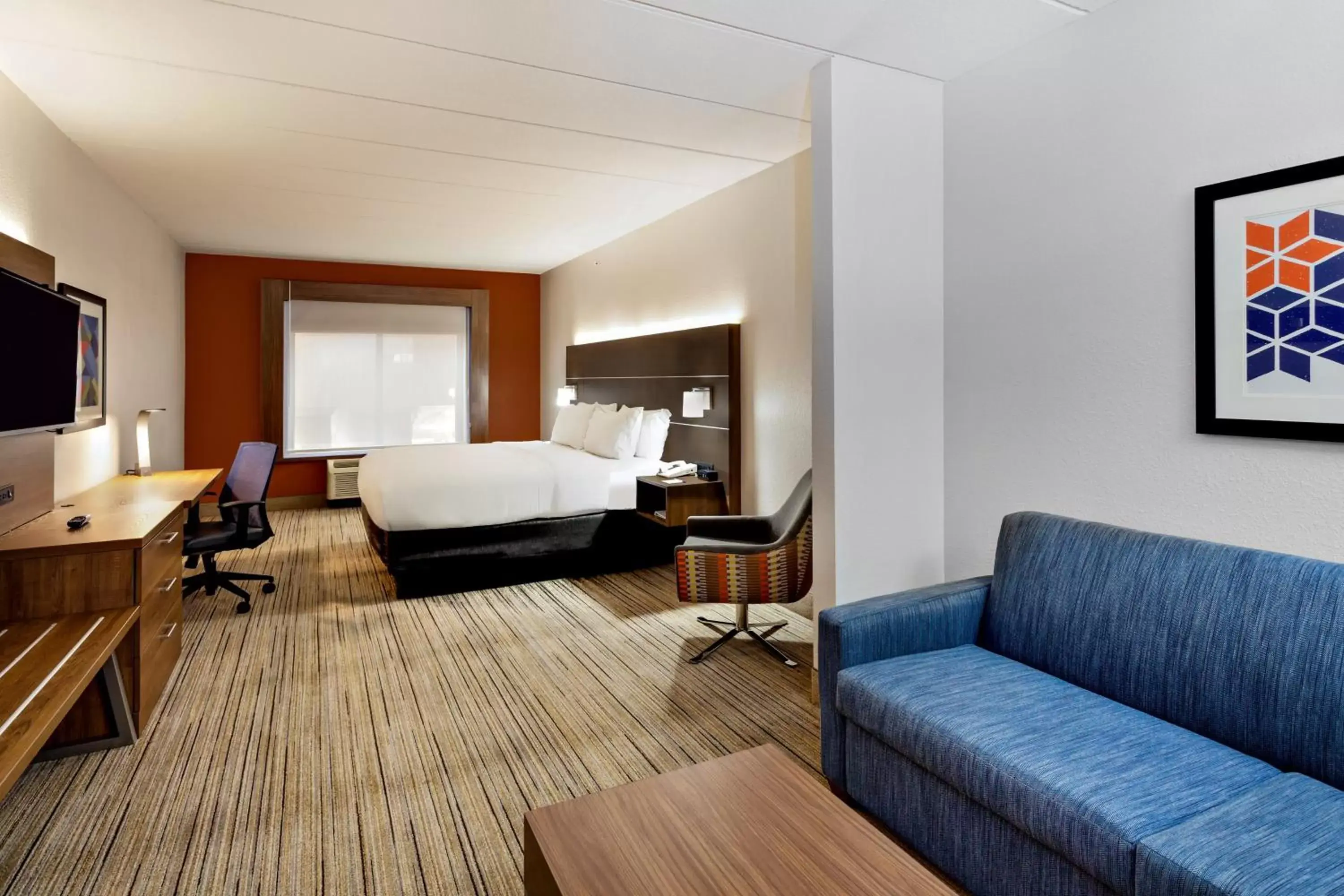 Photo of the whole room in Holiday Inn Express Hotel & Suites Inverness by IHG Photo of the whole room in Holiday Inn Express Hotel & Suites Inverness by IHG