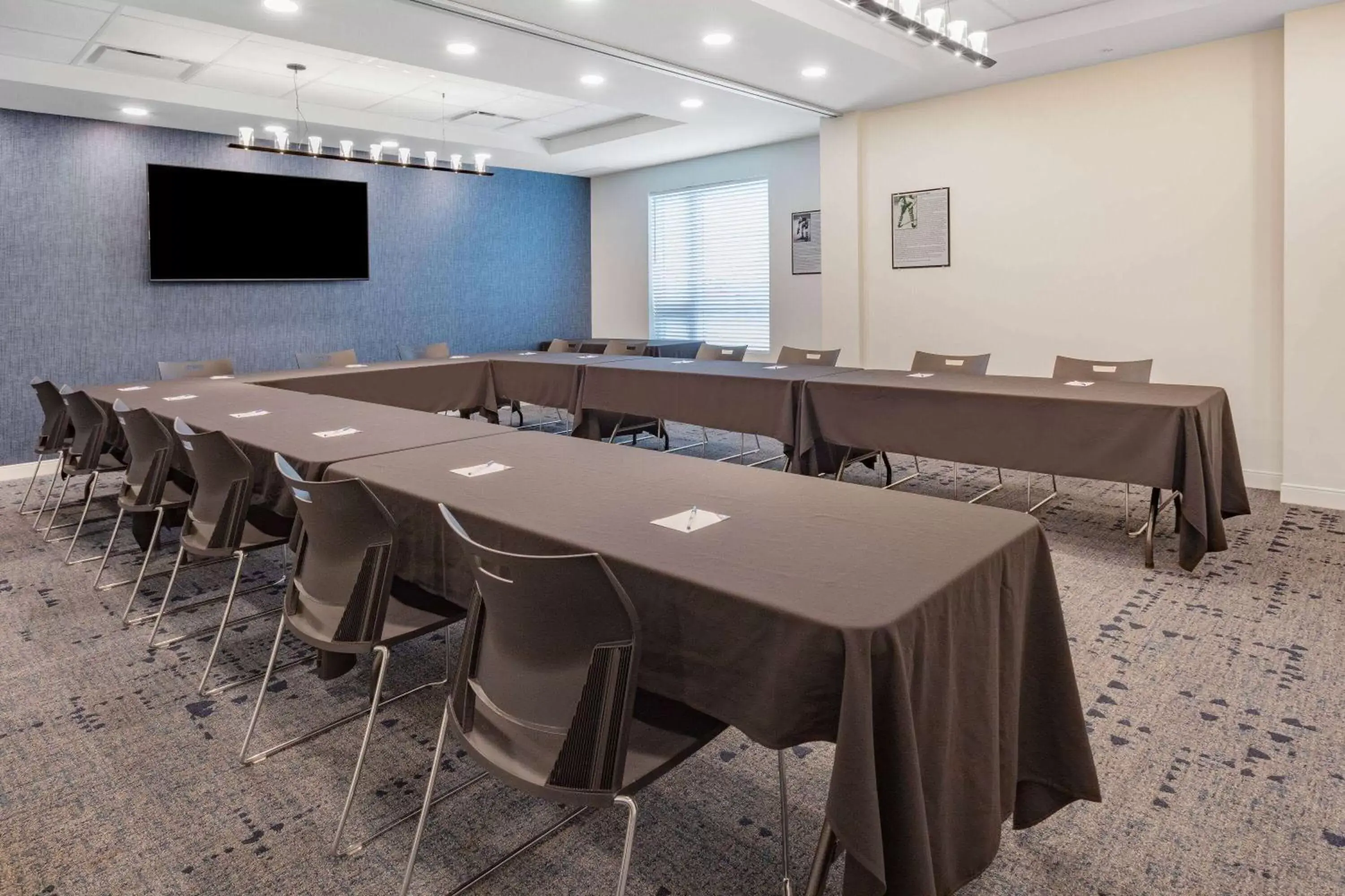Meeting/conference room in Microtel Inn & Suites by Wyndham Summerside