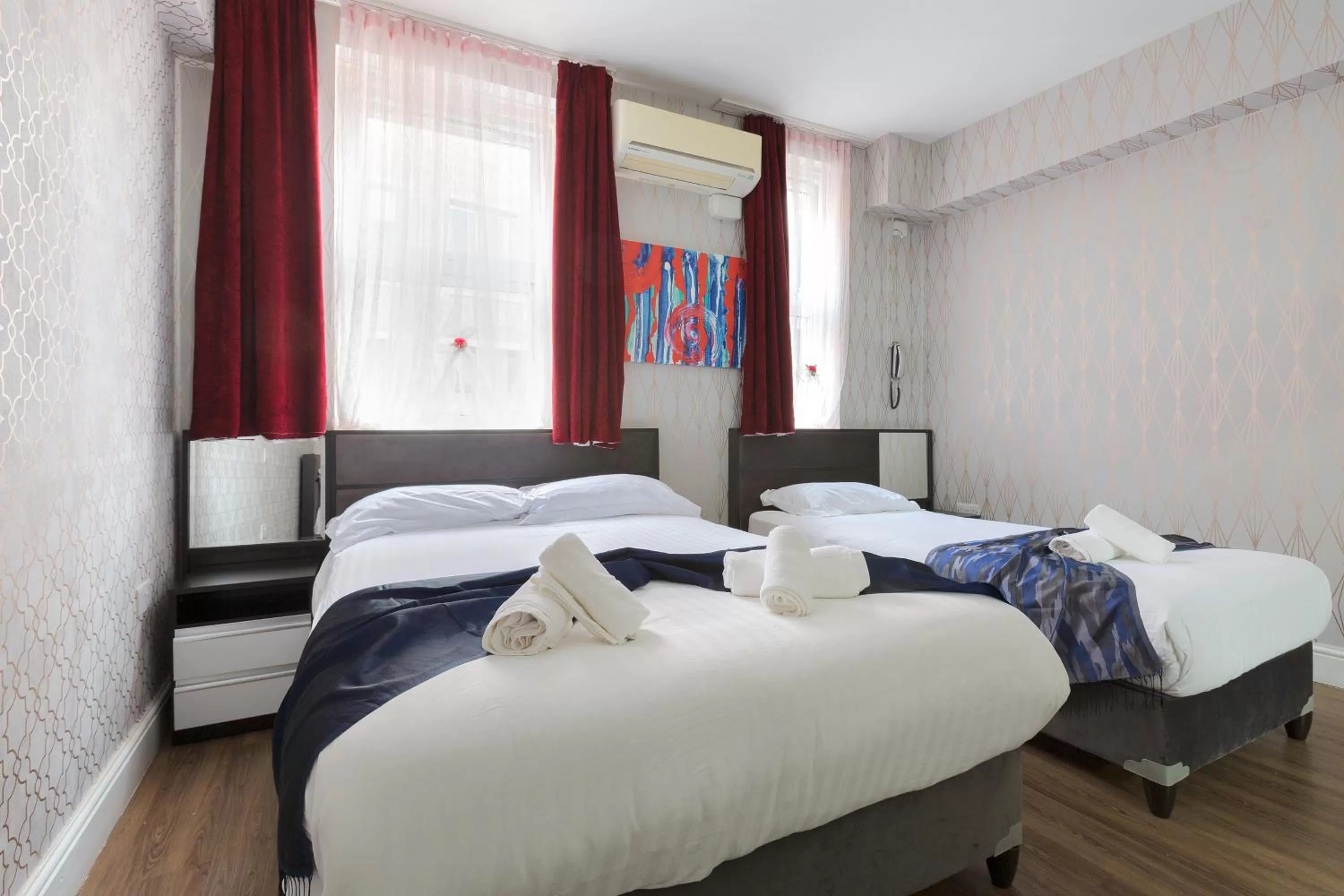 View (from property/room), Bed in Central Hoxton Shoreditch