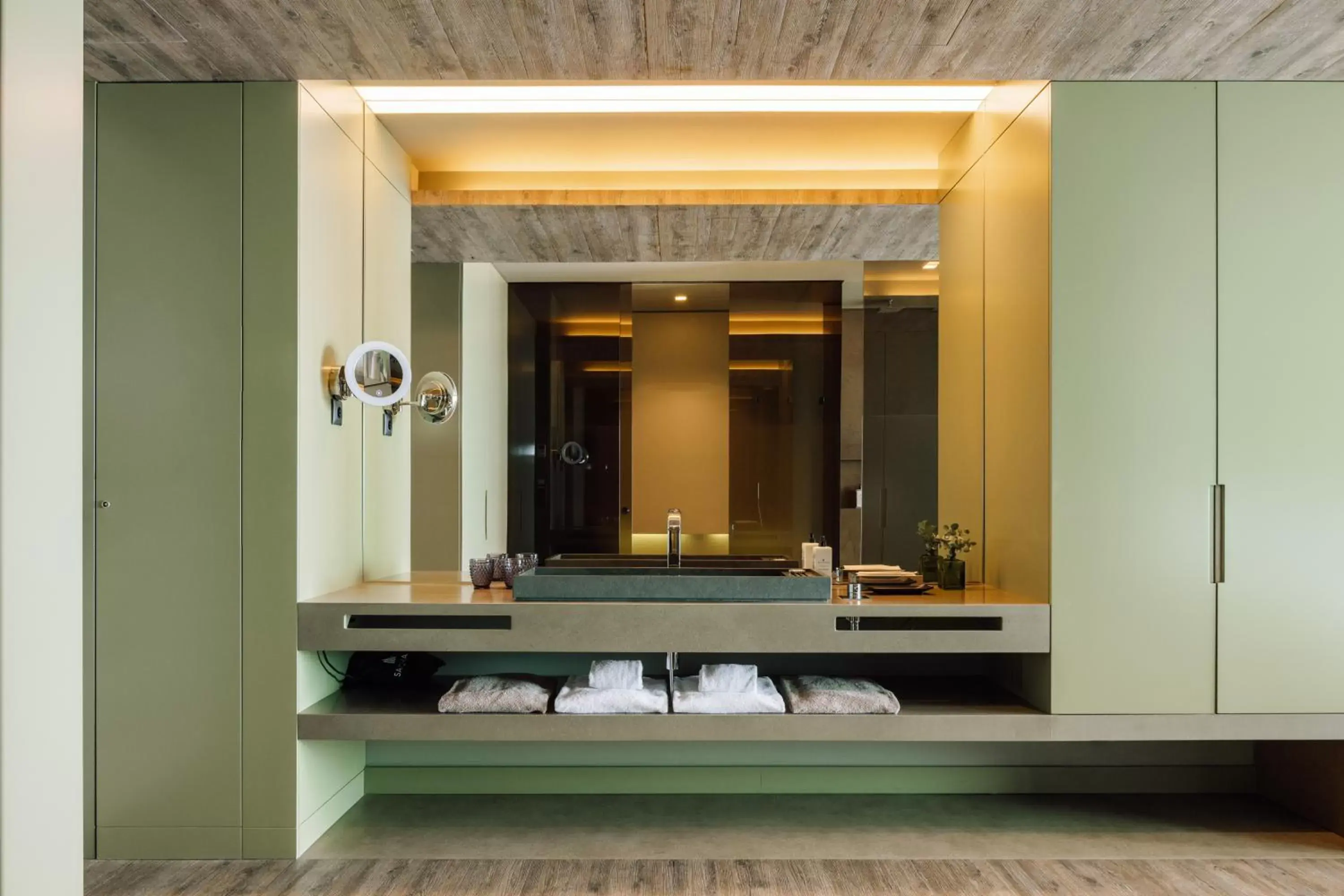 Bathroom in Saccharum - Resort and Spa - Savoy Signature Bathroom in Saccharum - Resort and Spa - Savoy Signature