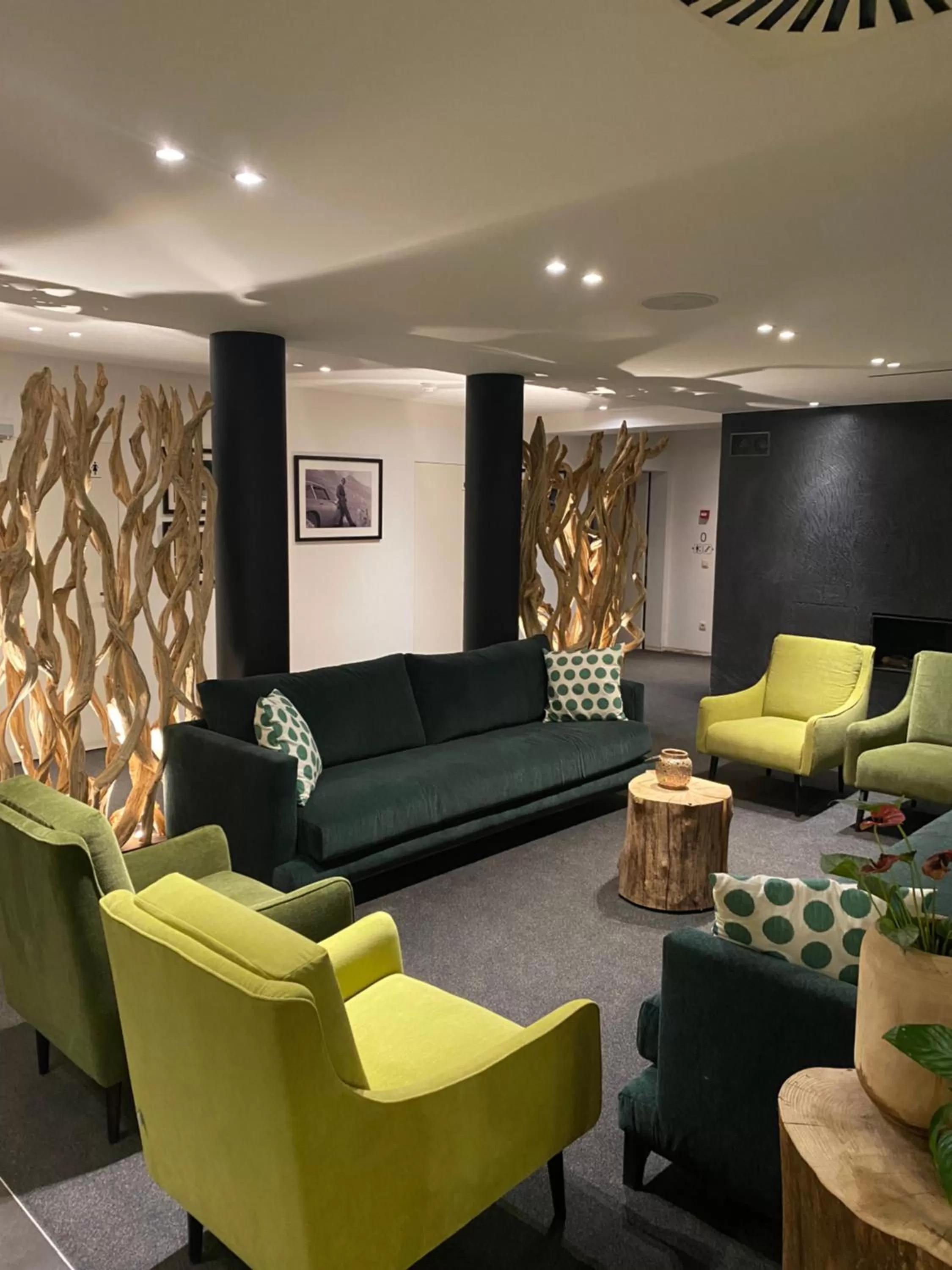 Living room, Seating Area in Hôtel WELLNESS EAU DE ROCHE Durbuy