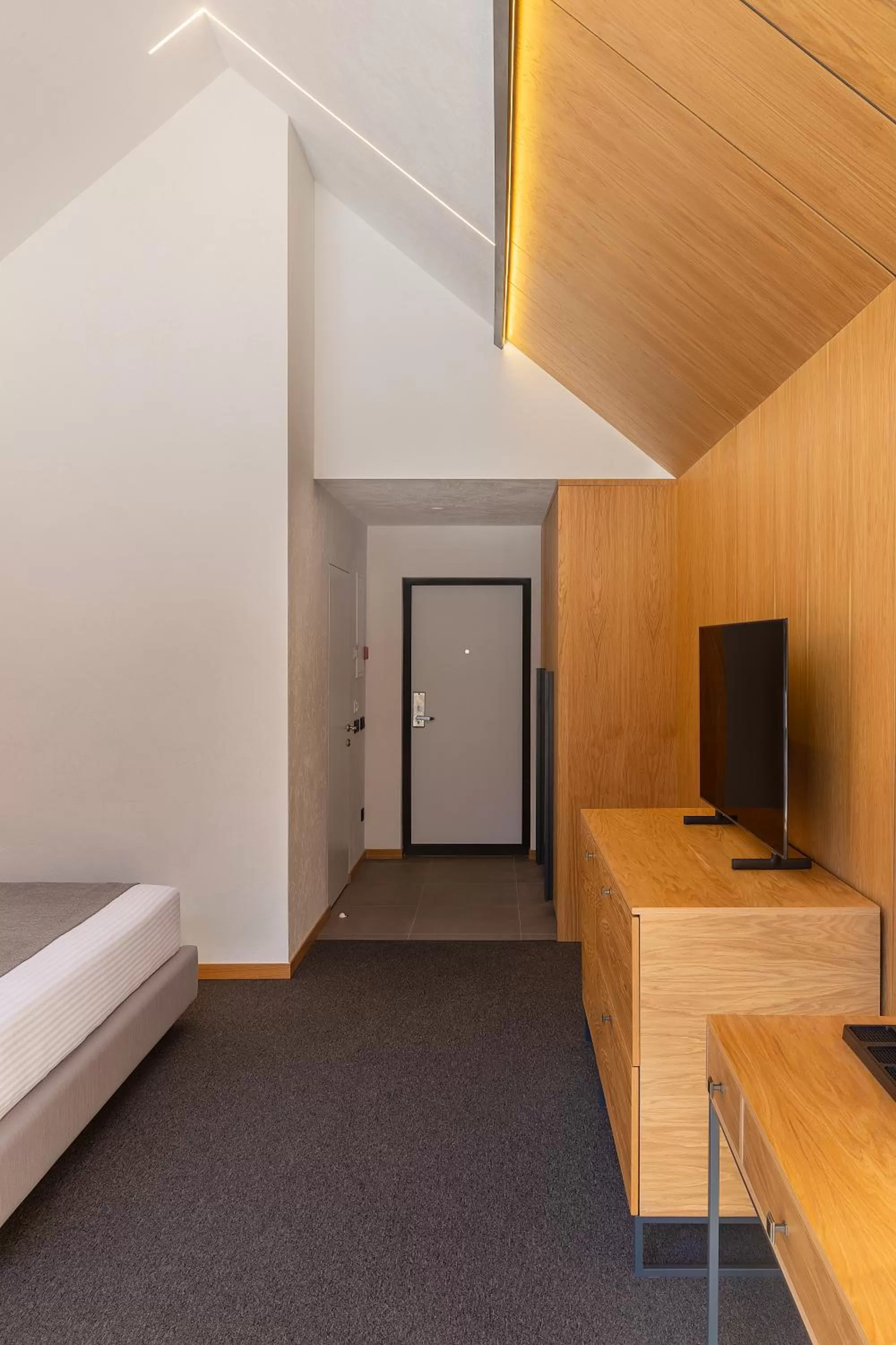 TV and multimedia, Bed in Qazaq Auyl Eco Hotel