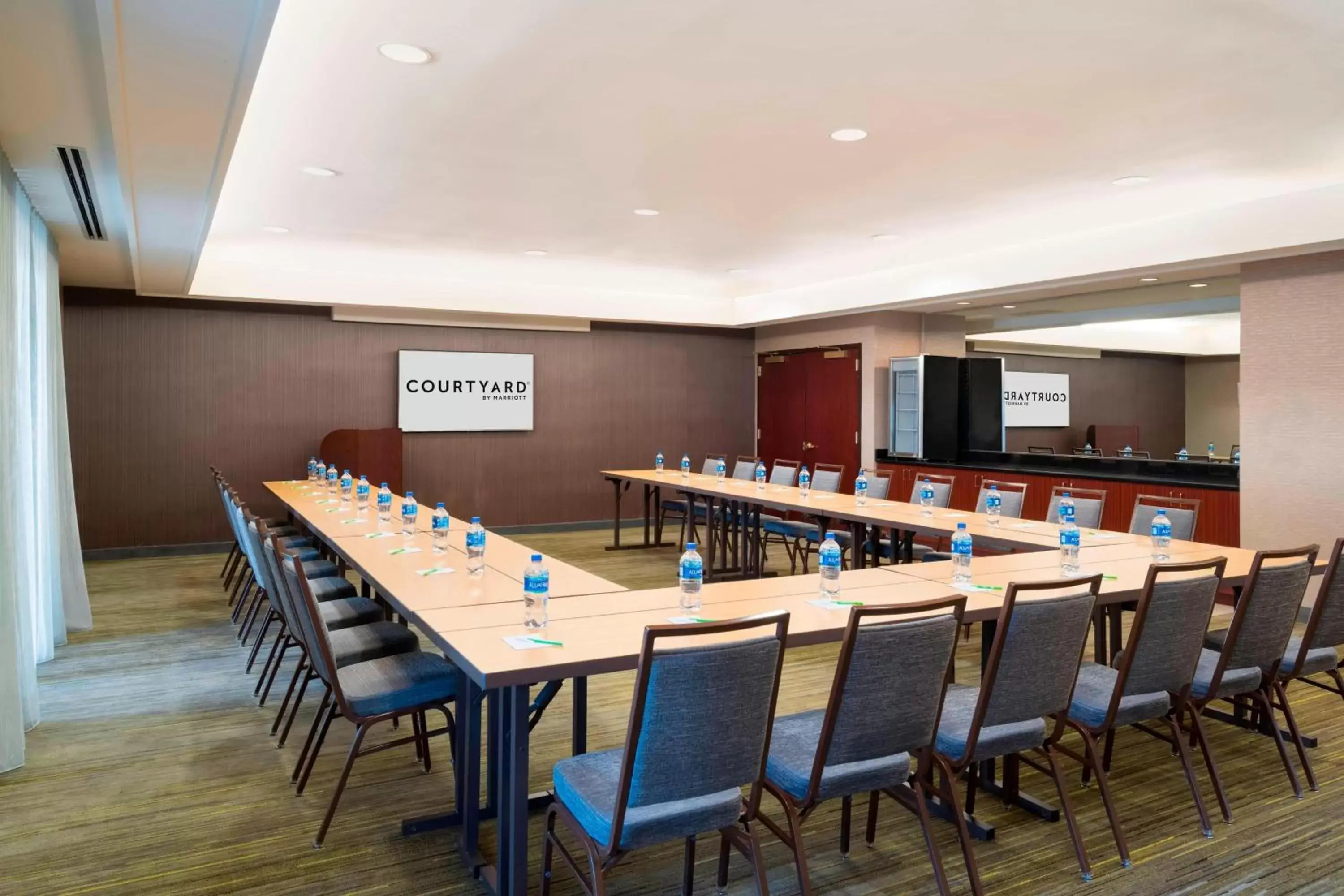 Meeting/conference room in Courtyard by Marriott Princeton