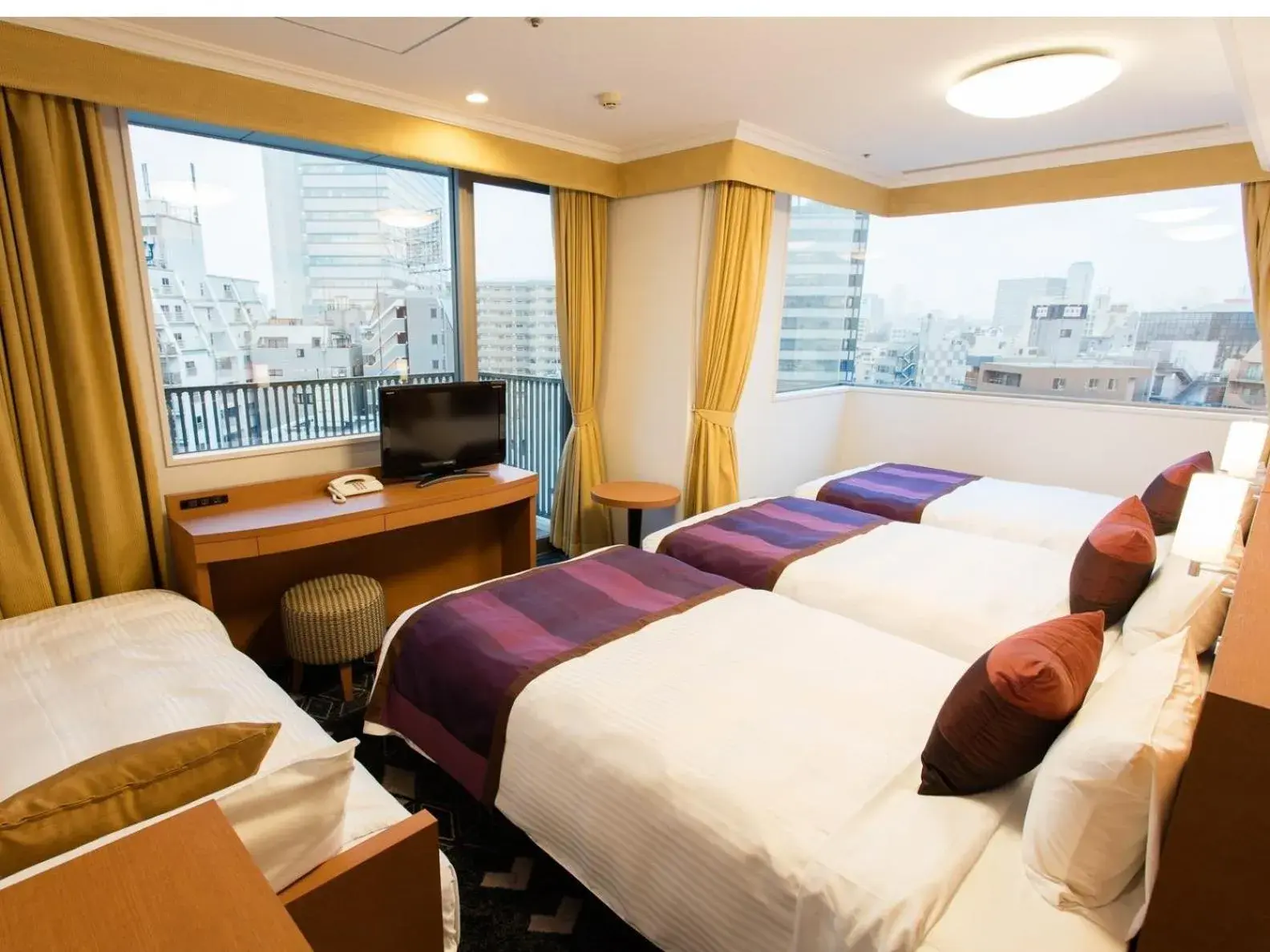 Photo of the whole room in Ryogoku View Hotel