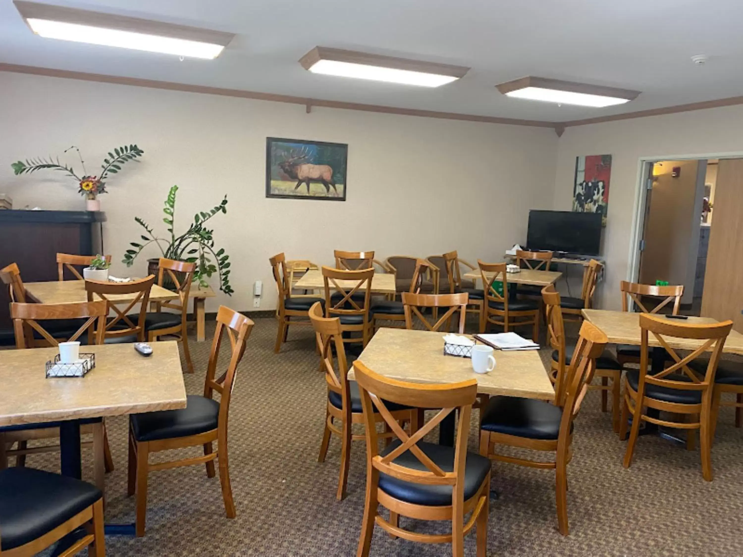 Breakfast in Wingate by Wyndham New Castle - Glenwood Springs Breakfast in Wingate by Wyndham New Castle - Glenwood Springs