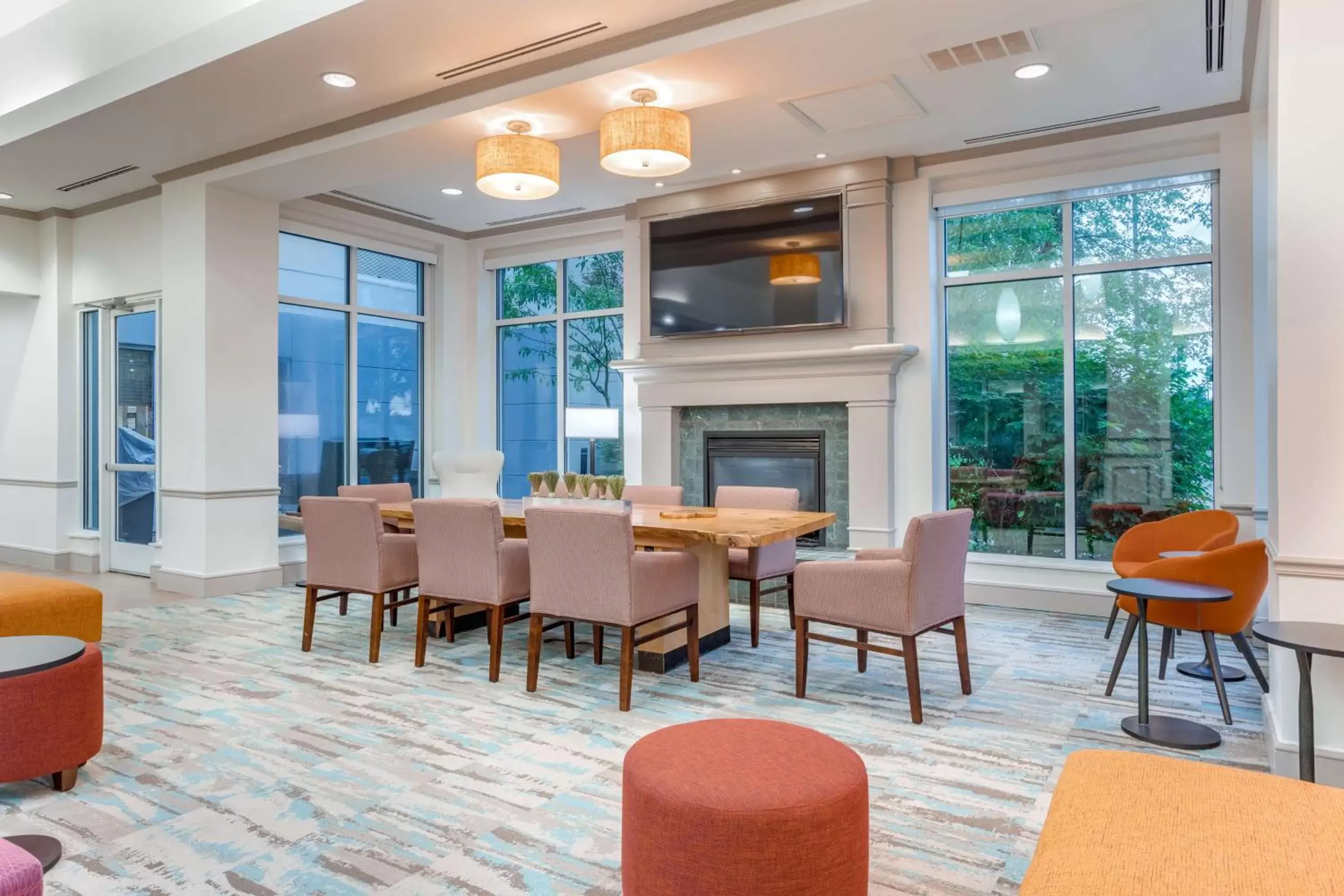 Lobby or reception, Restaurant/Places to Eat in Hilton Garden Inn Cincinnati/Sharonville