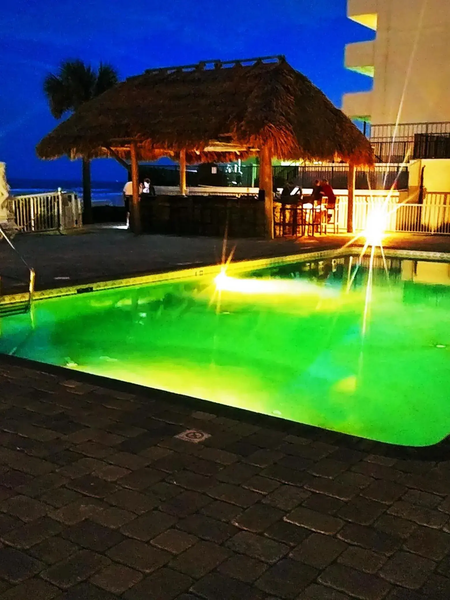 Swimming Pool in Emerald Shores Hotel - Daytona Beach