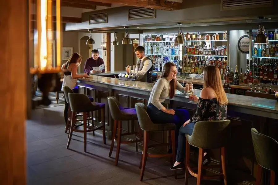 People, Lounge/Bar in Lion Quays Resort