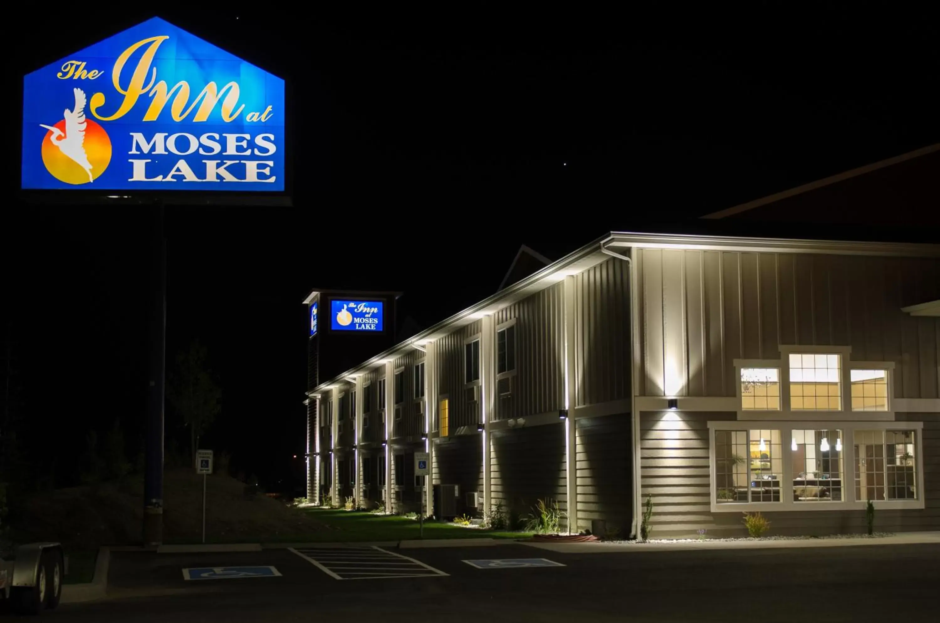 Property Building in Inn at Moses Lake