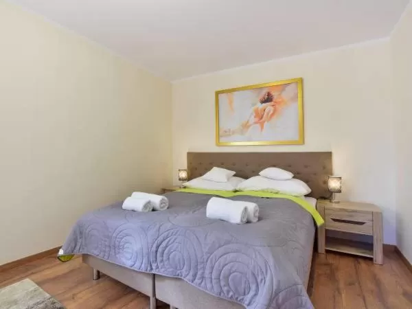 Bed in Rezydencja Elżbiecin