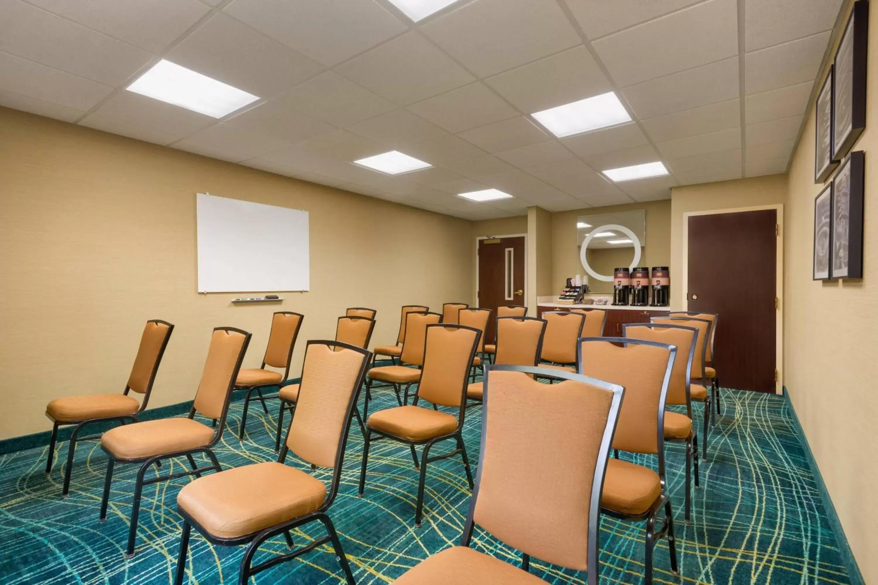 Meeting/conference room in SpringHill Suites by Marriott Little Rock