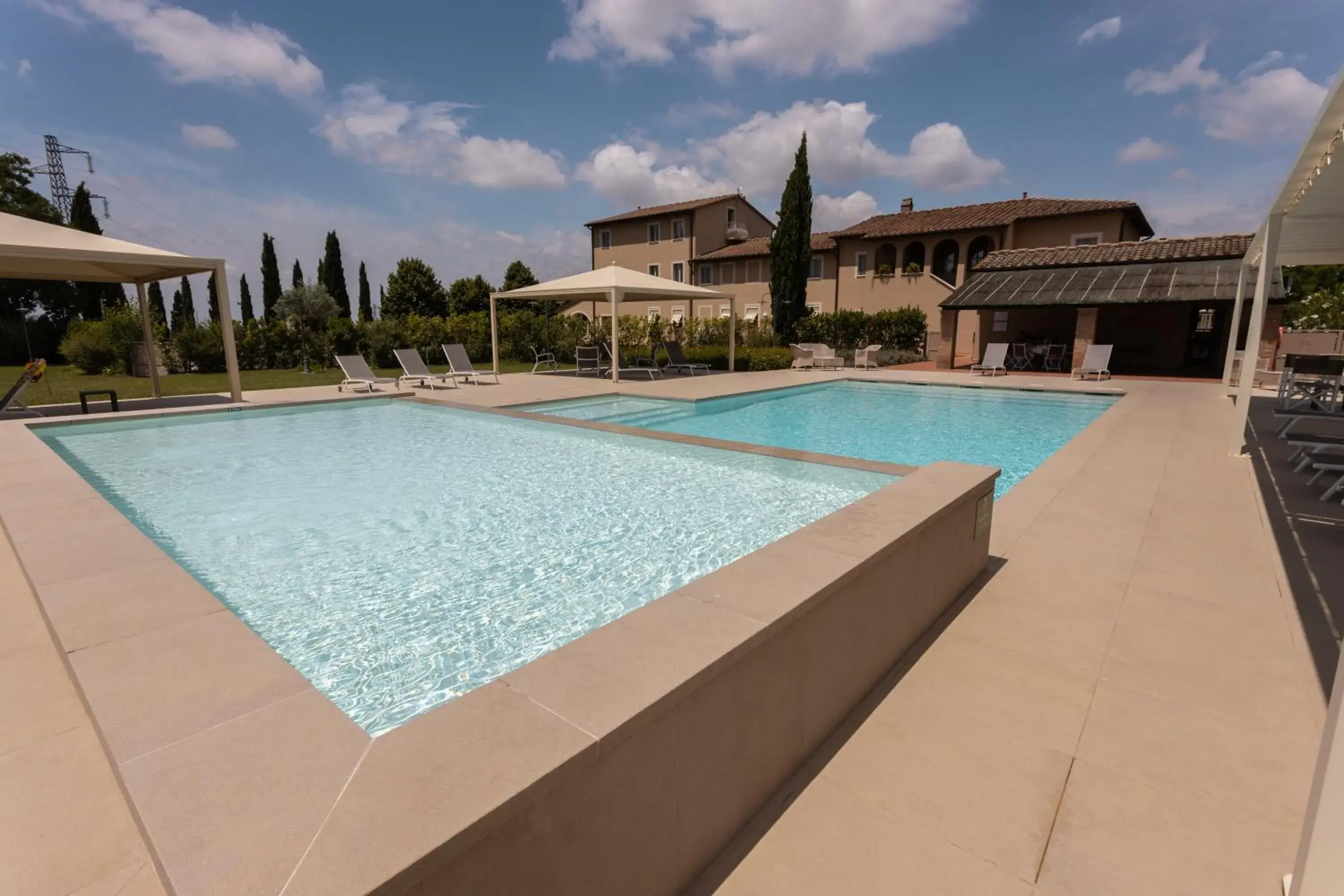 Garden, Swimming Pool in Resort Casale Le Torri