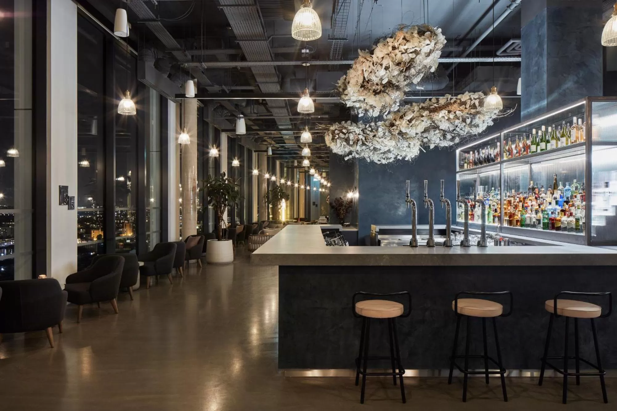 Lounge or bar in ARK Canary Wharf