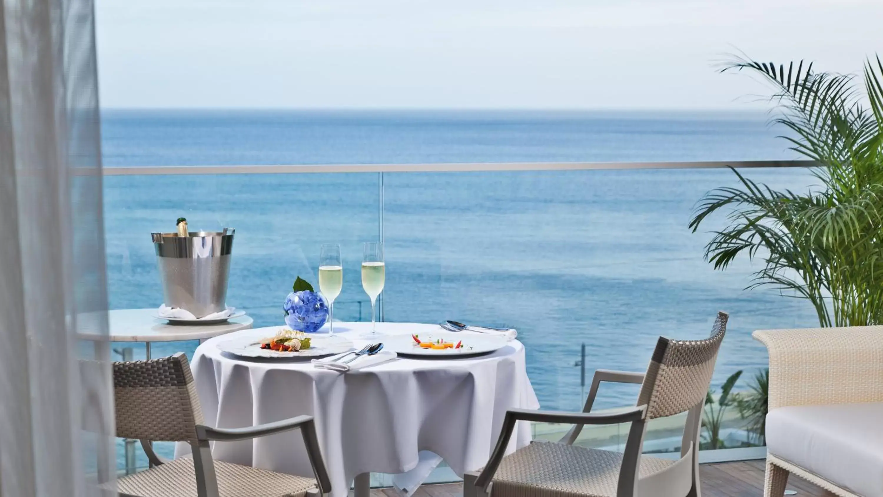 Property building, Restaurant/Places to Eat in InterContinental Cascais-Estoril, an IHG Hotel